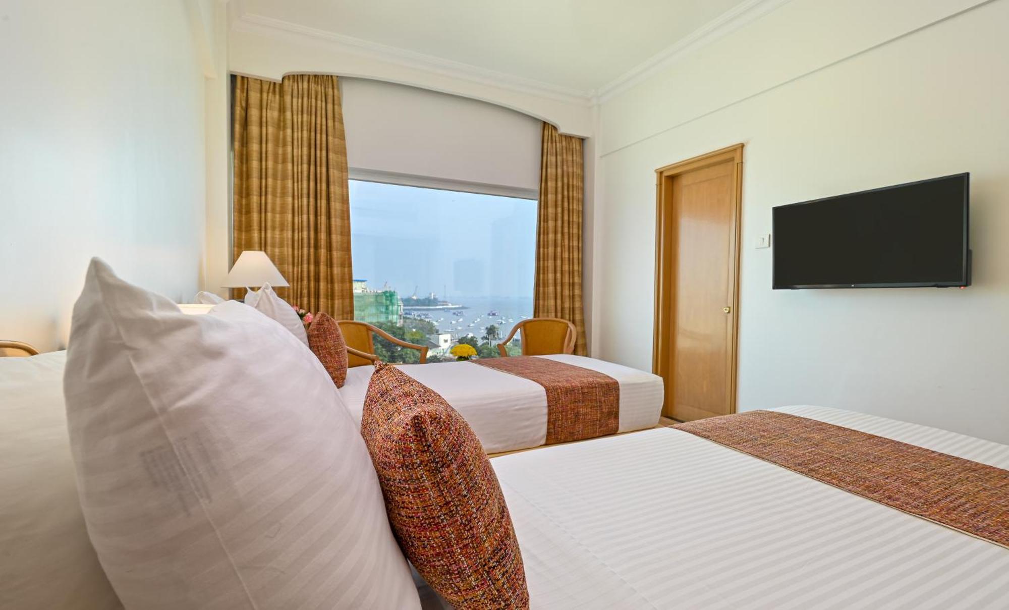 Deluxe Sea View Room with Cut Fruit Platter (On Call) & Unlimited drinks between 18:30 and 19:30 at Tamarind Restaurant (T&C Apply),1549665415:JPEG