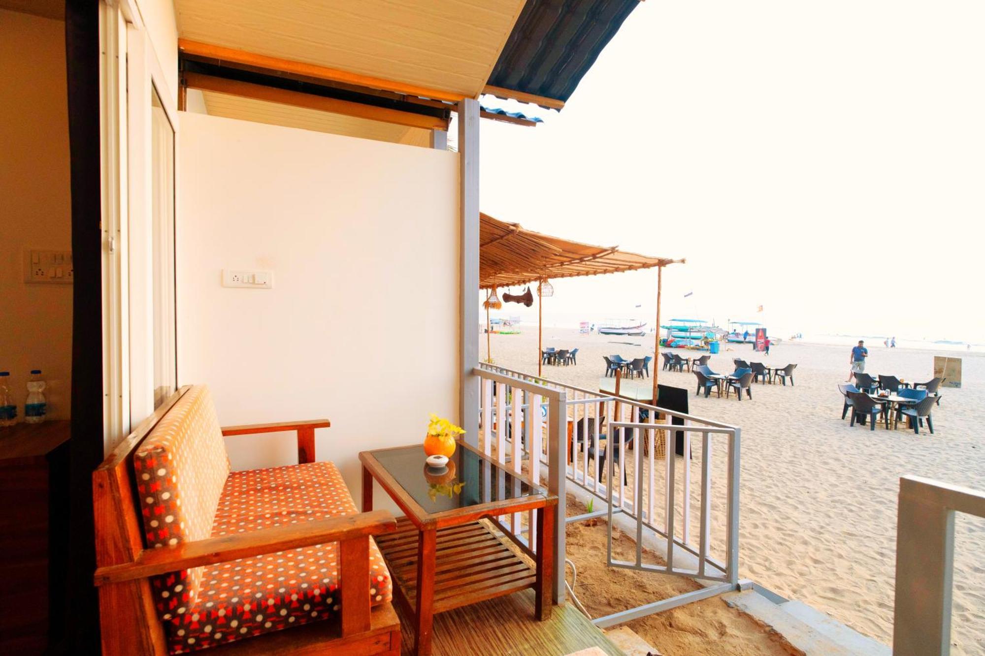 Deluxe Double Room with Balcony and Sea View,1509035251:JPEG