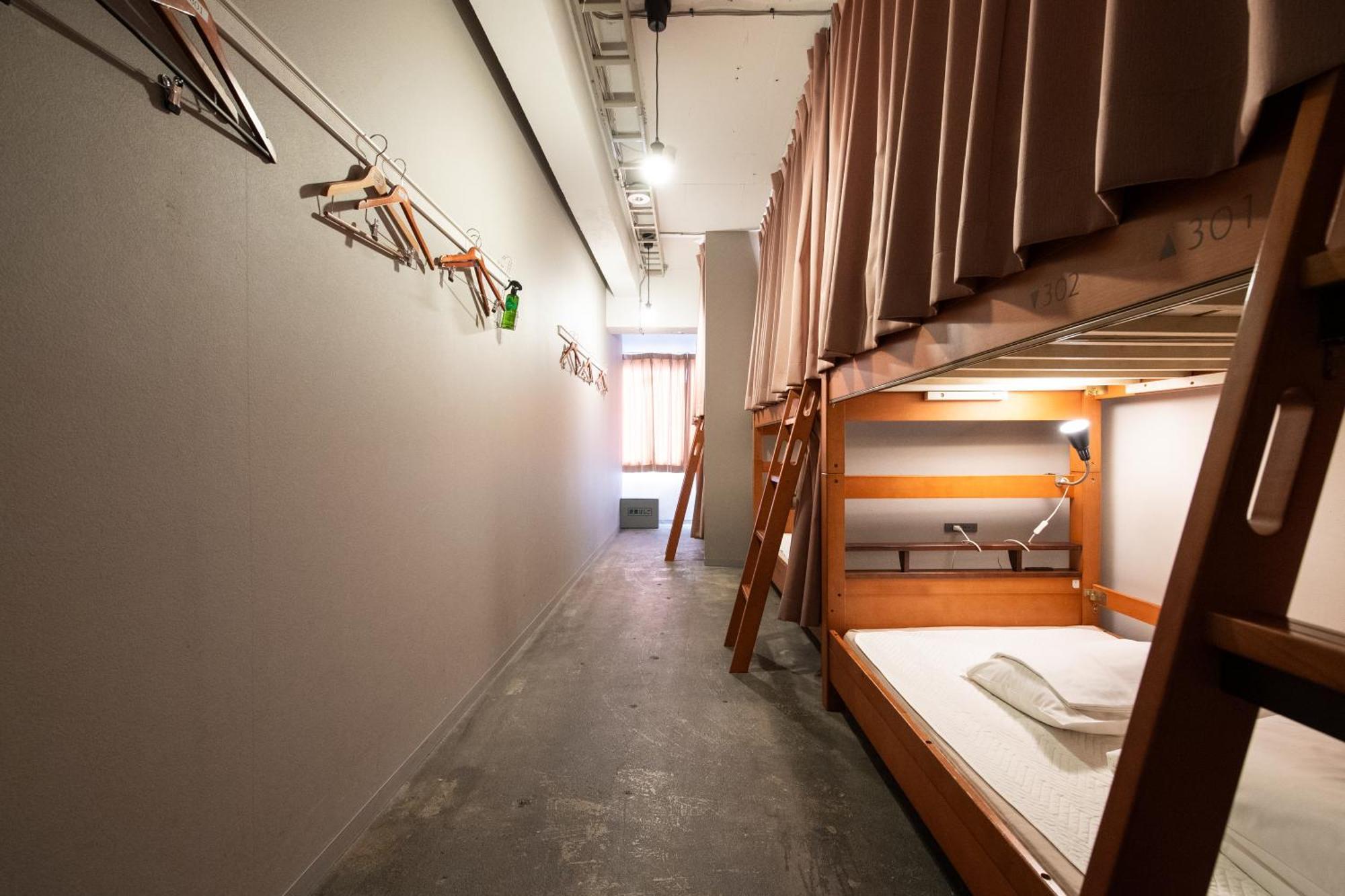 Bed 6-Bed Female Dormitory Room