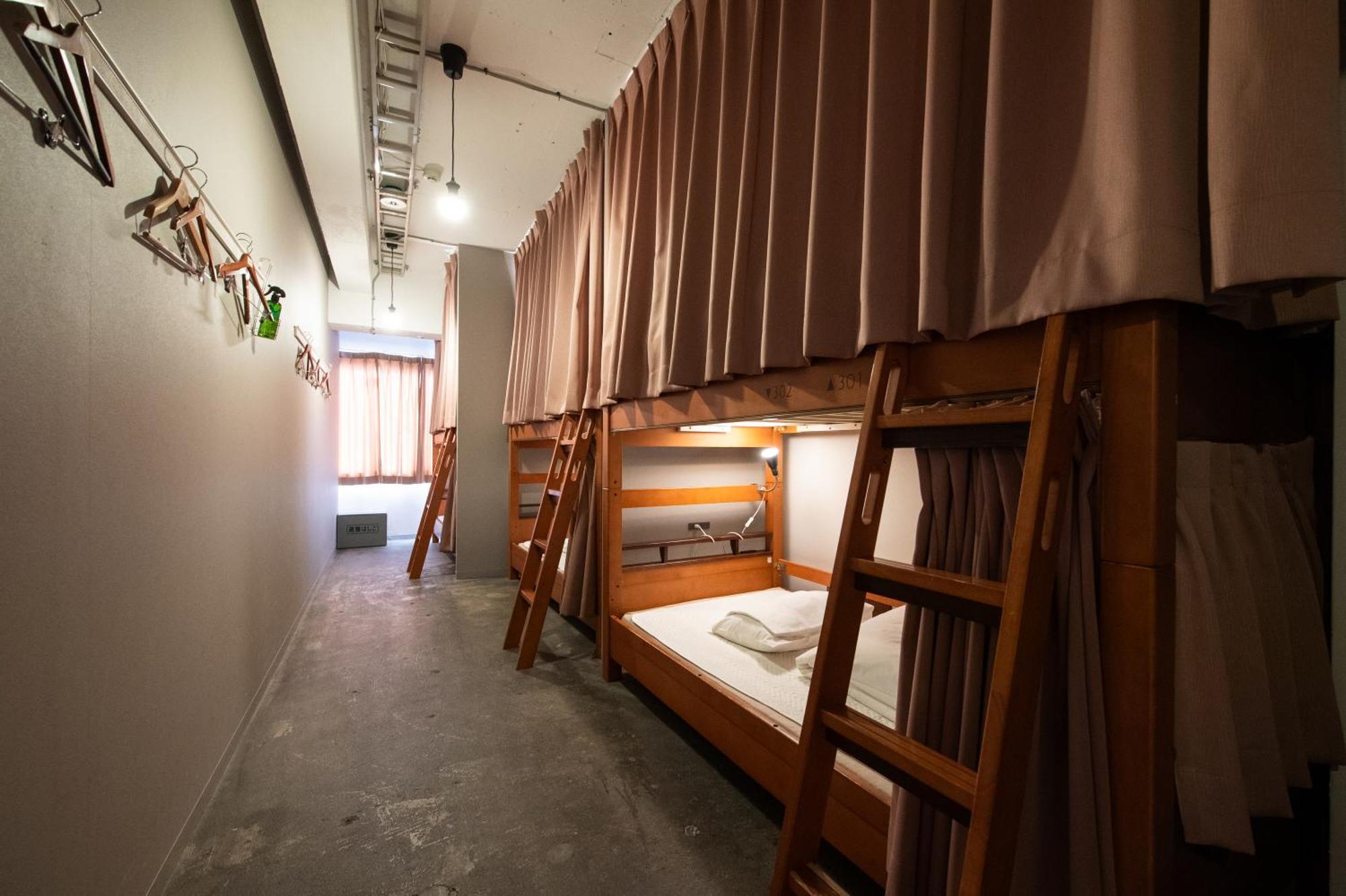 Bed 6-Bed Female Dormitory Room