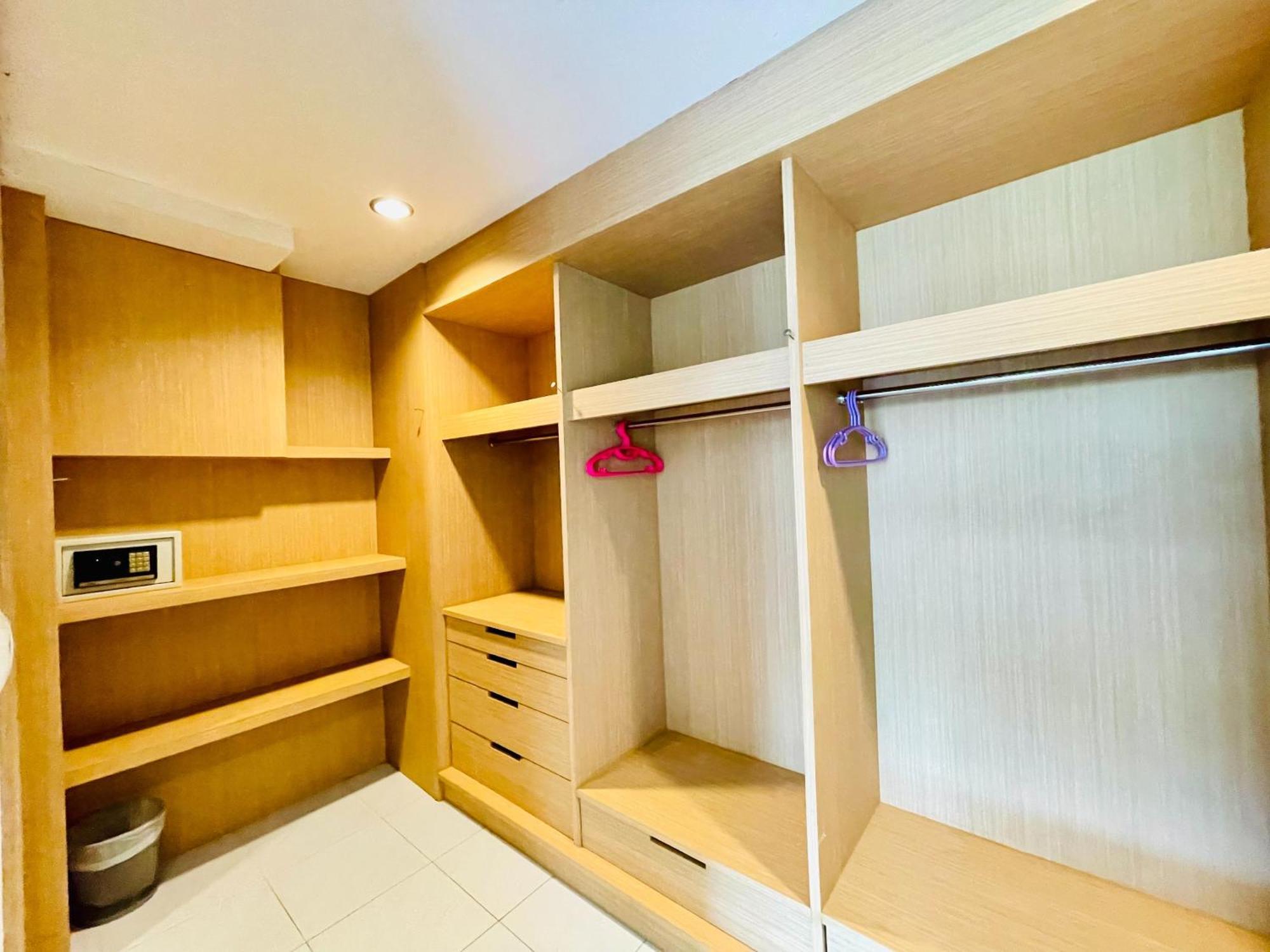 Suite with Terrace,1531918240:JPEG