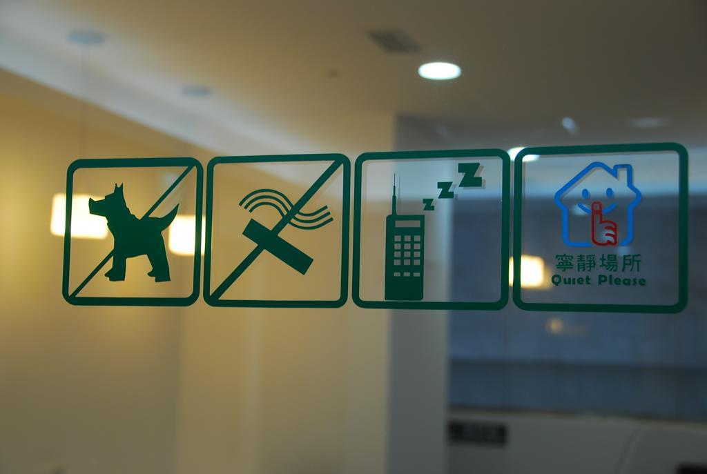 Twin Room with Shared Bathroom,212981003:JPEG