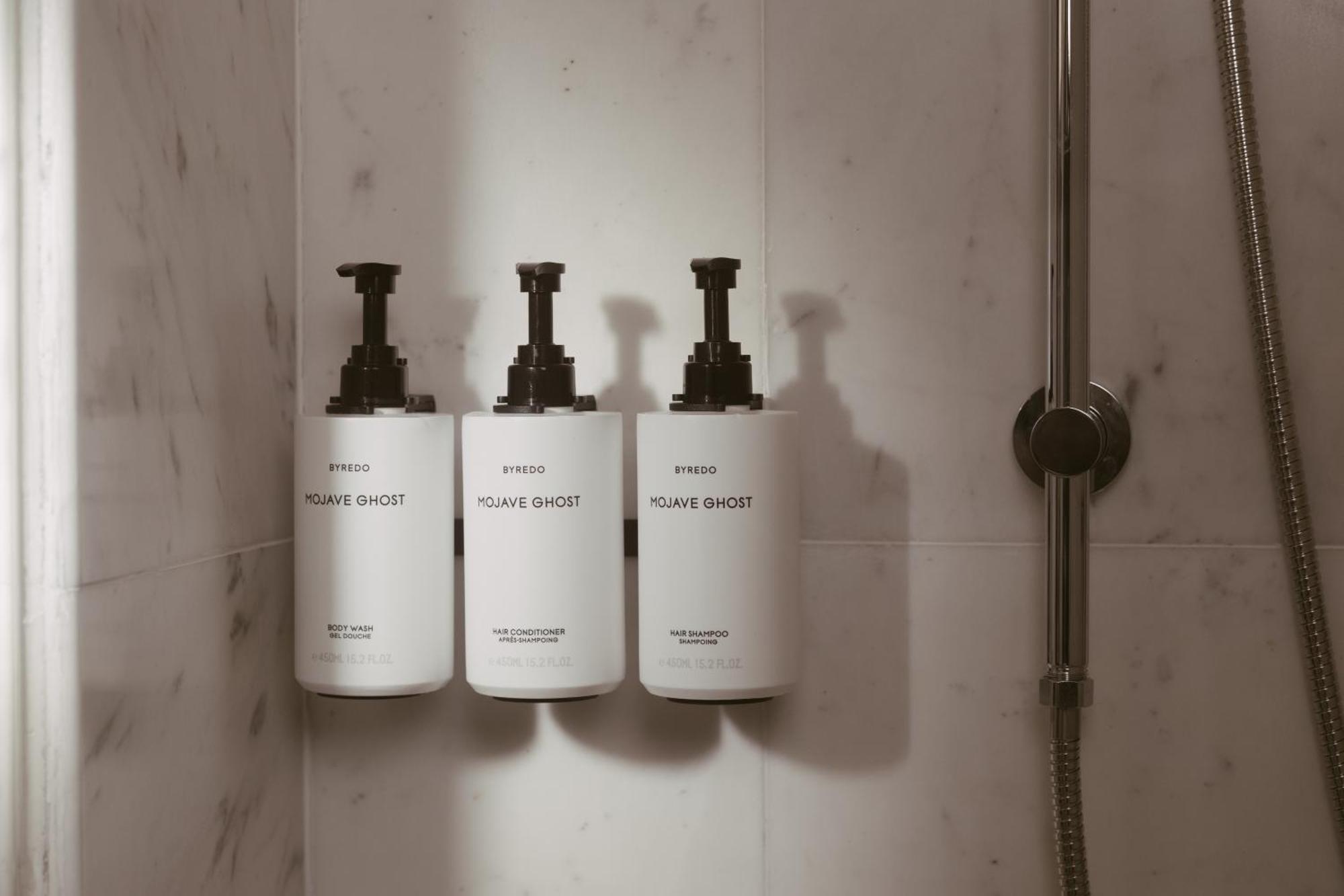 Deluxe King Room with Peak View,1548854254:JPEG