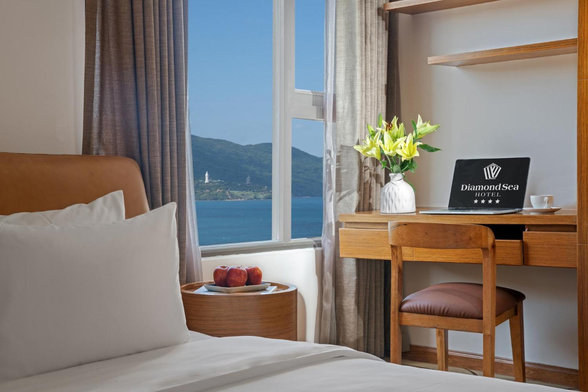 Oceanfront Family Suite with Balcony