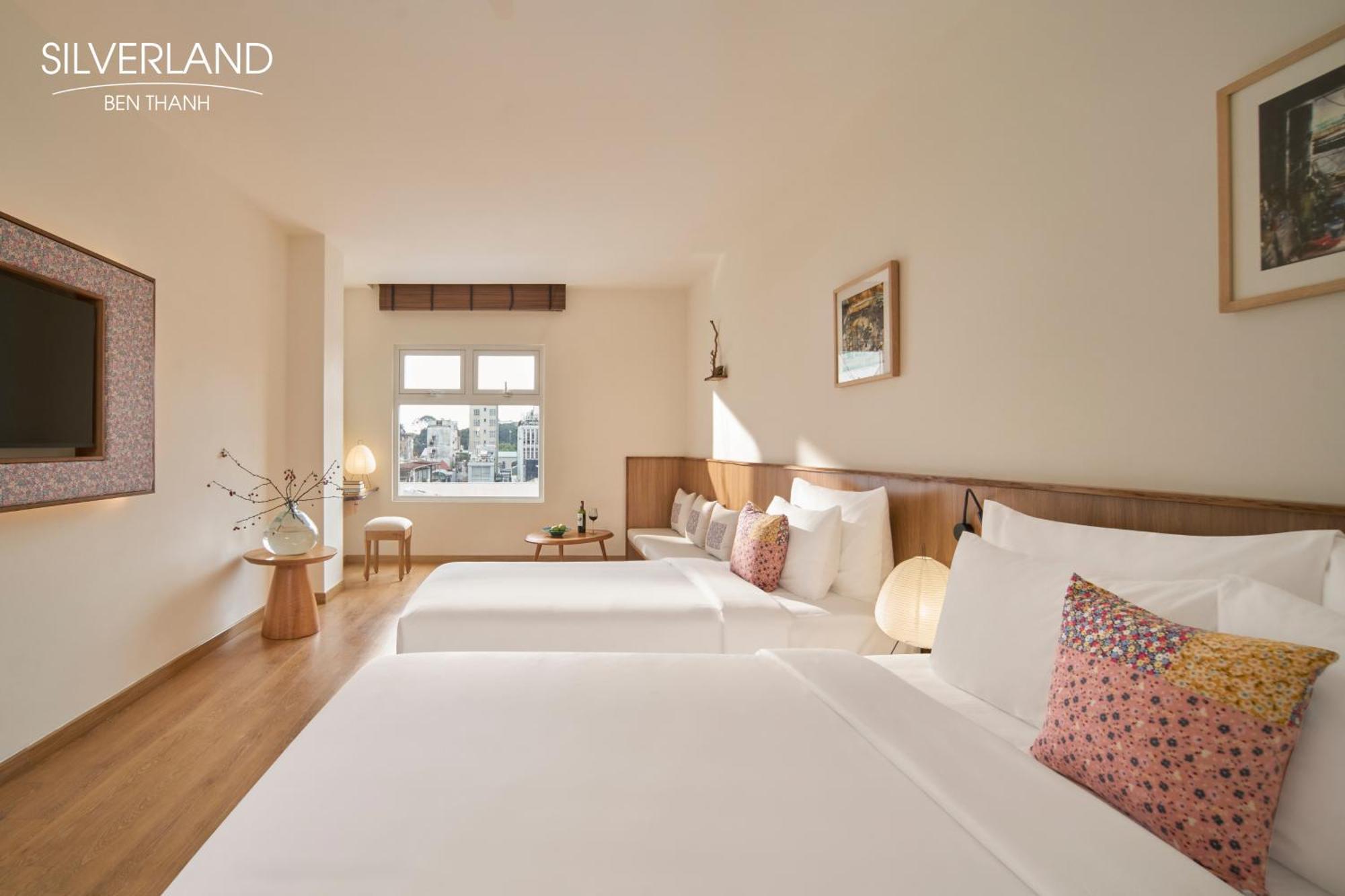 Sense City Family with afternoon tea,1546661050:JPEG