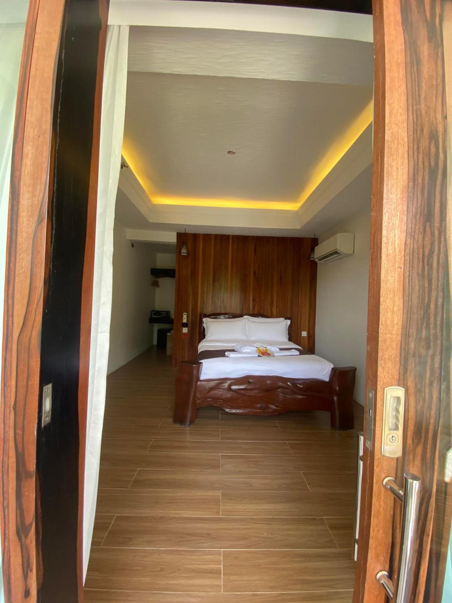 Forest View Suite