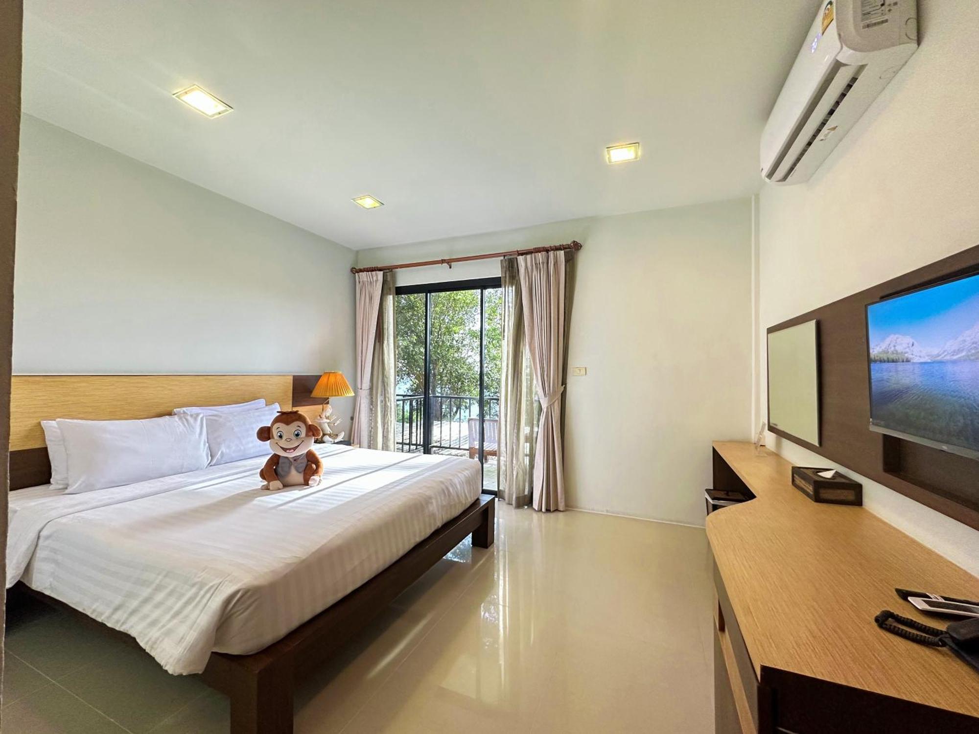 Deluxe Double or Twin Room with Ocean View,1549096954:JPEG
