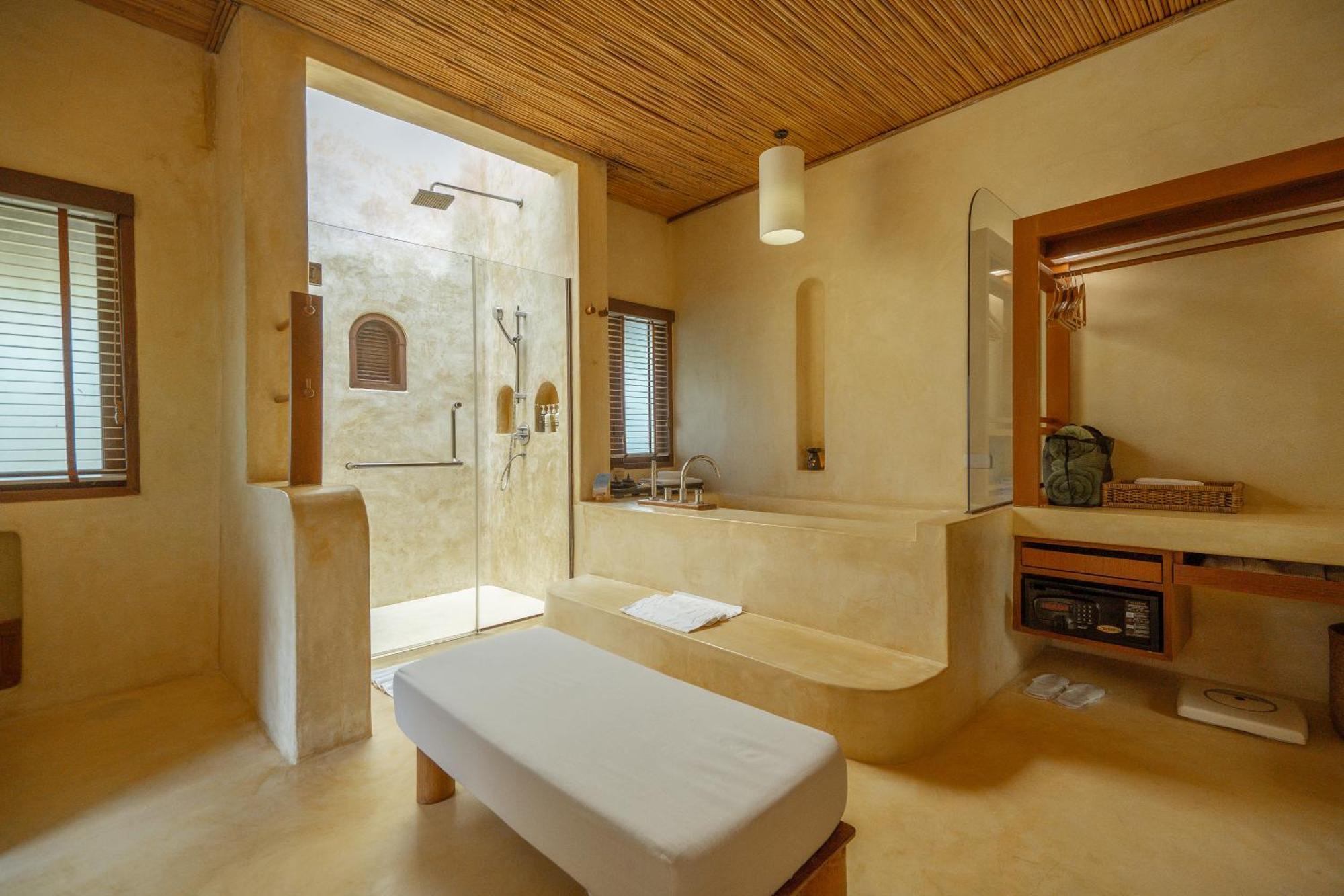 Deluxe Pool Villa