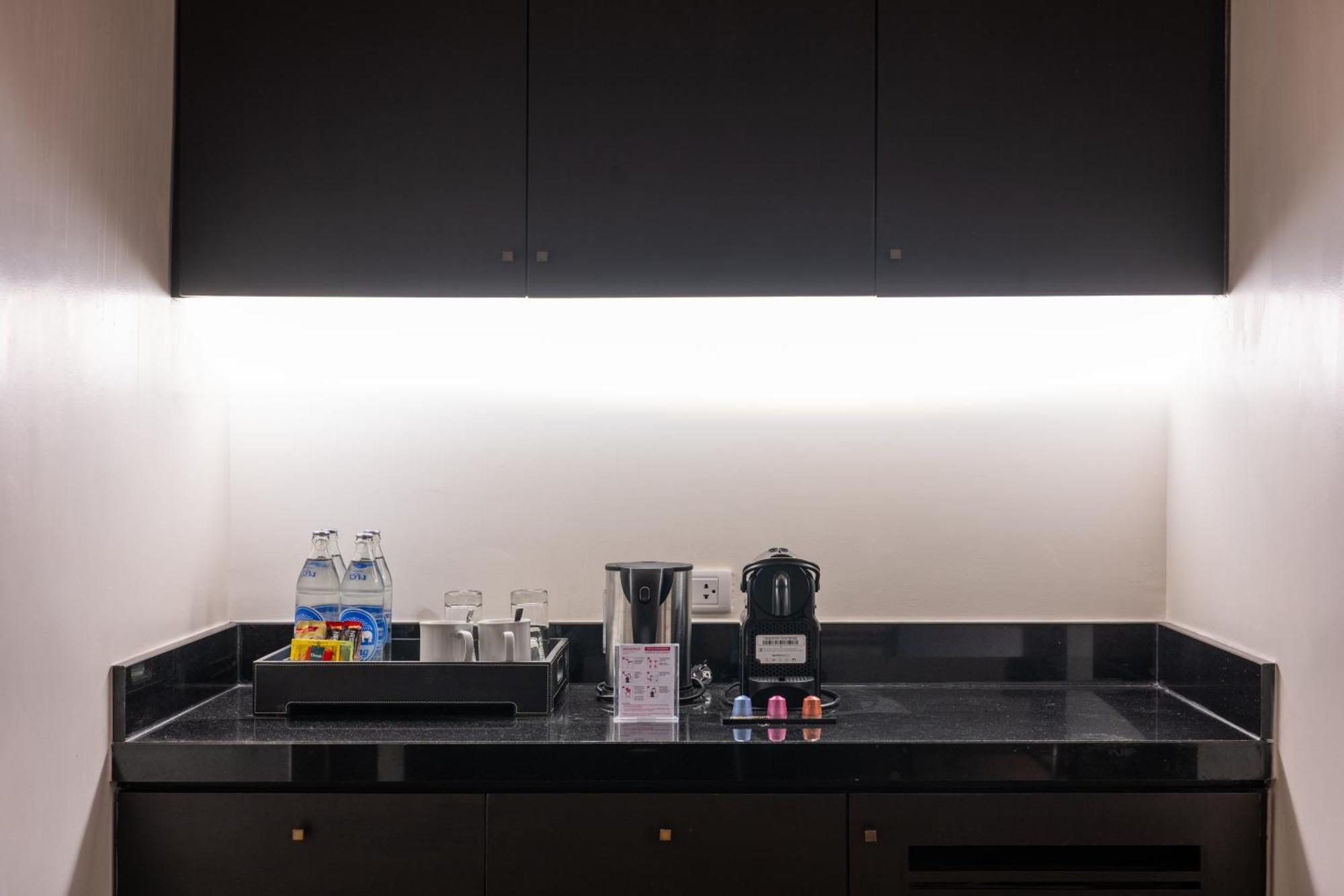 Junior Suite with Lounge Access,1703575752:JPEG