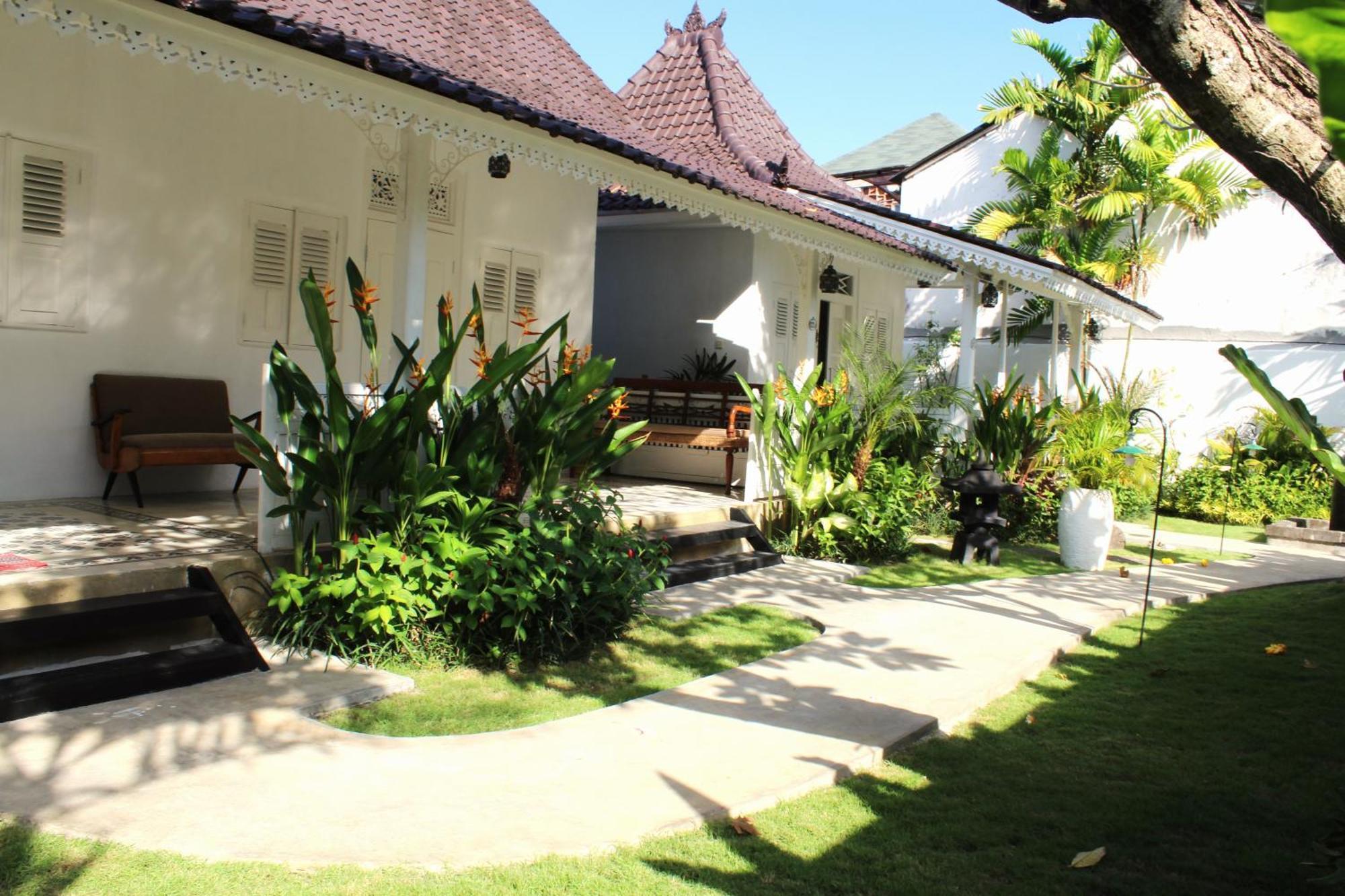Double Room Garden View