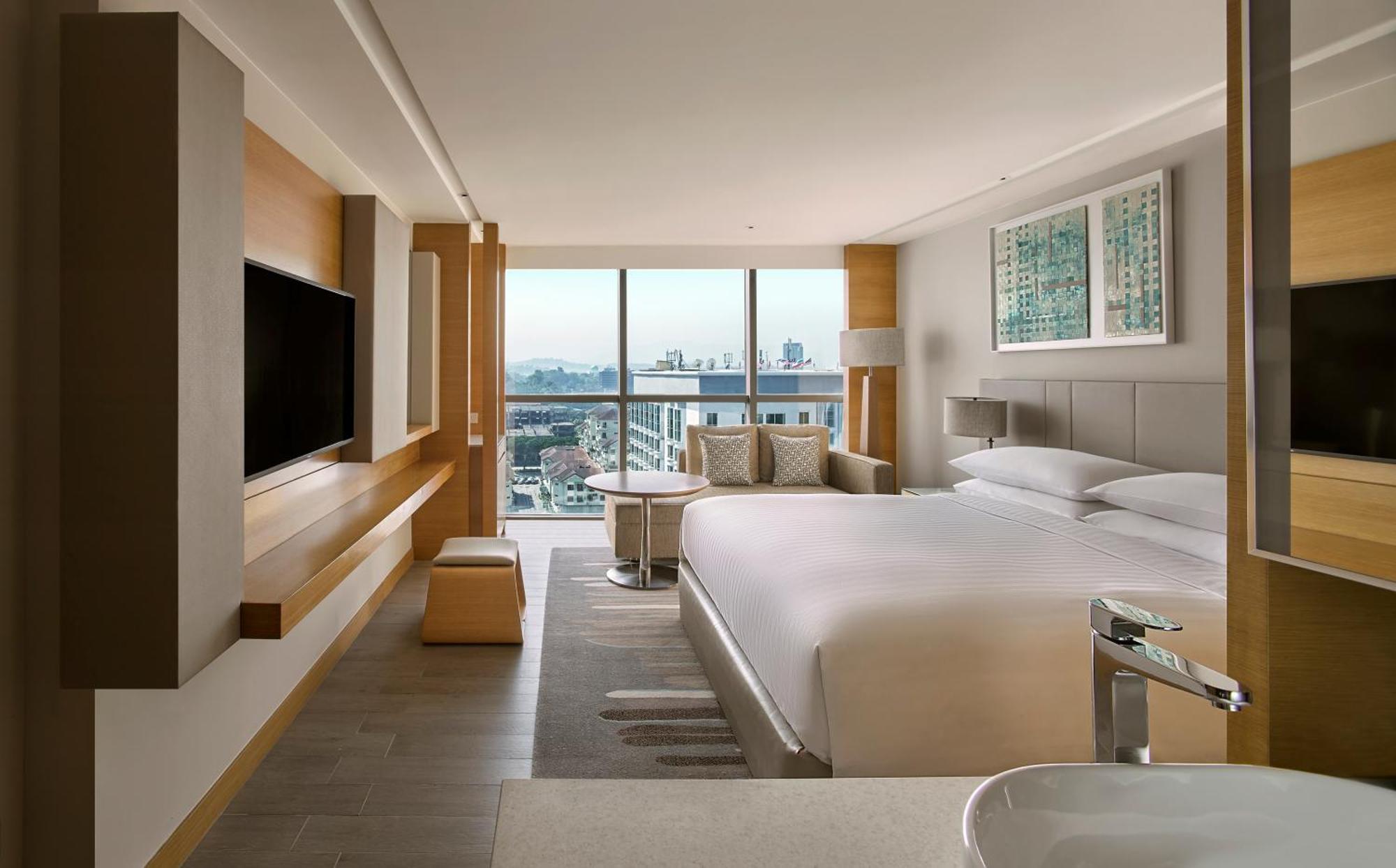 Deluxe King Room with City View,1586172165:JPEG