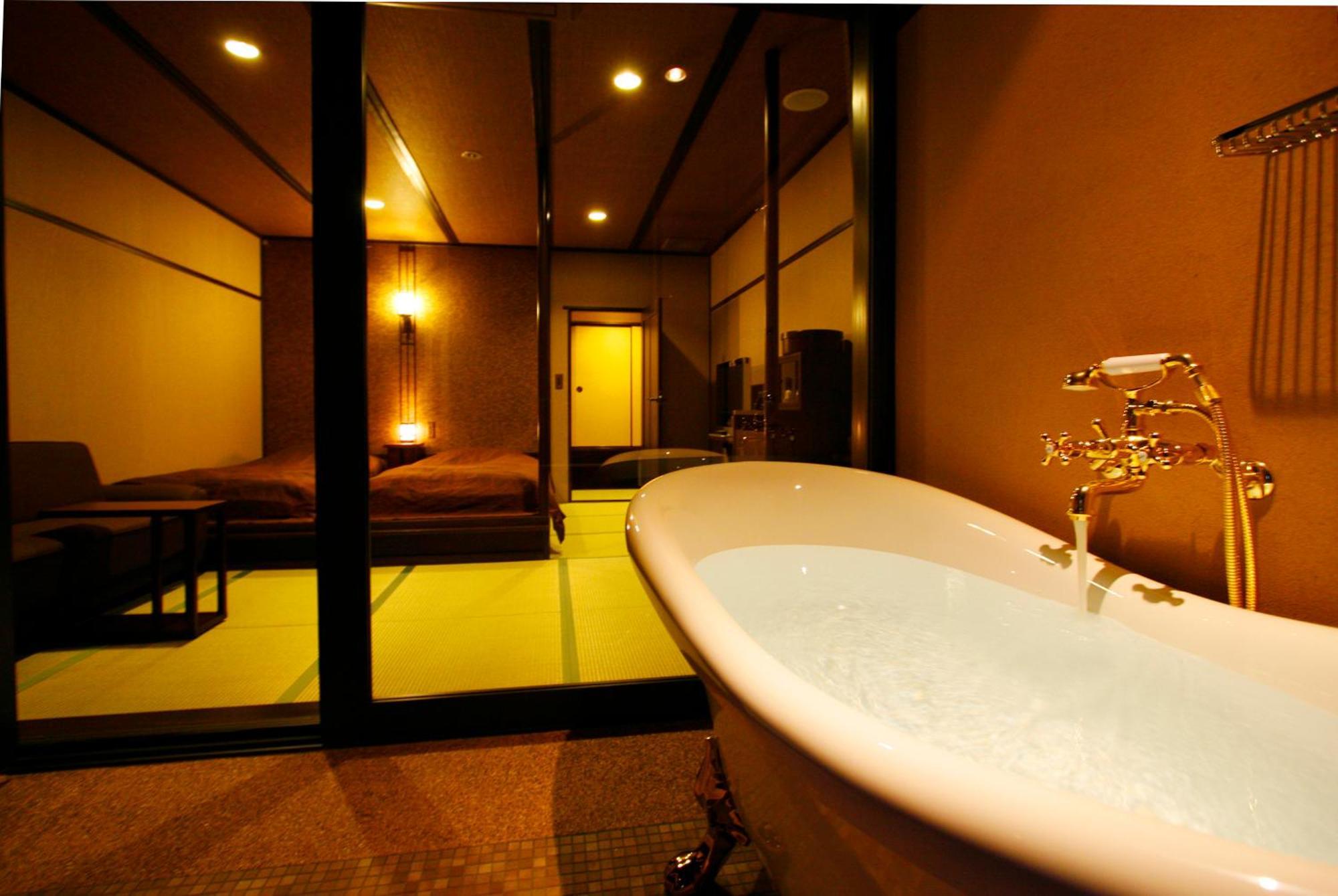 Superior Twin Room with Private Bathroom,1559393941:JPEG
