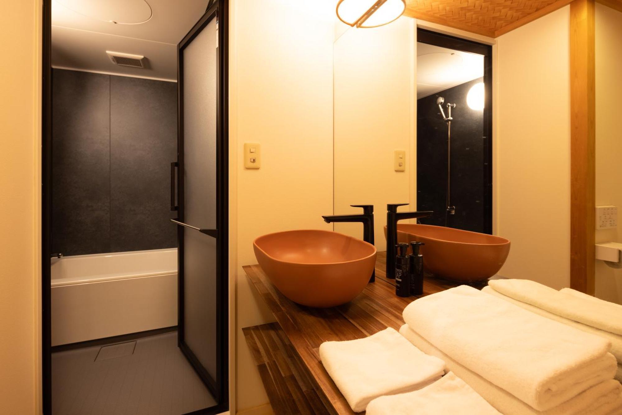 【Partly Renovated】Japanese-Style Suite Room Non-Smoking No Meals