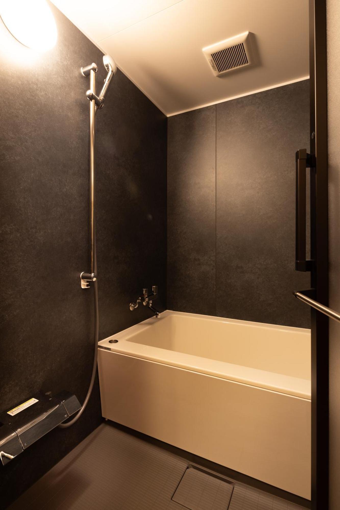 【Partly Renovated】Japanese-Style Suite Room Non-Smoking No Meals