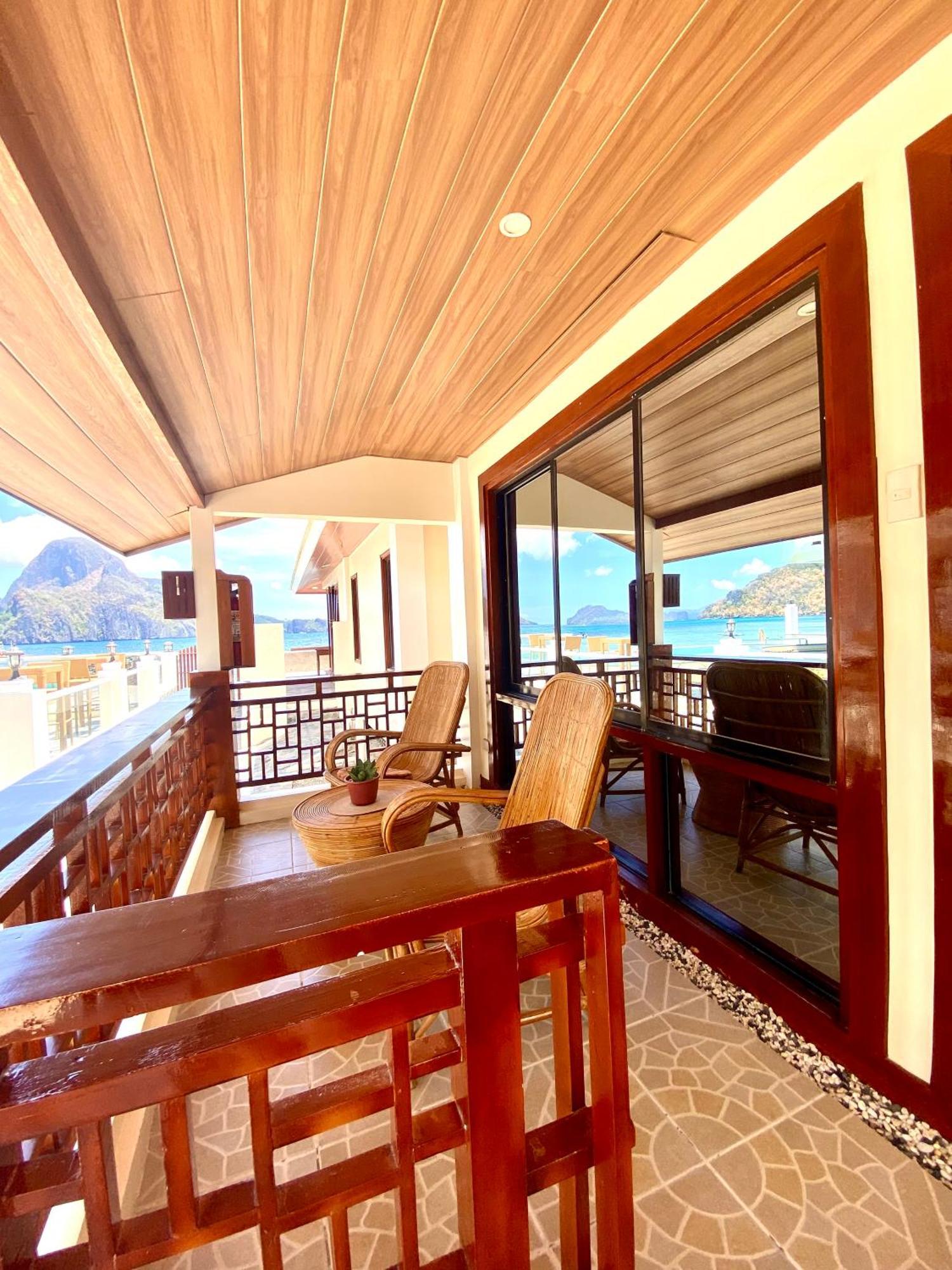 Deluxe Bungalow