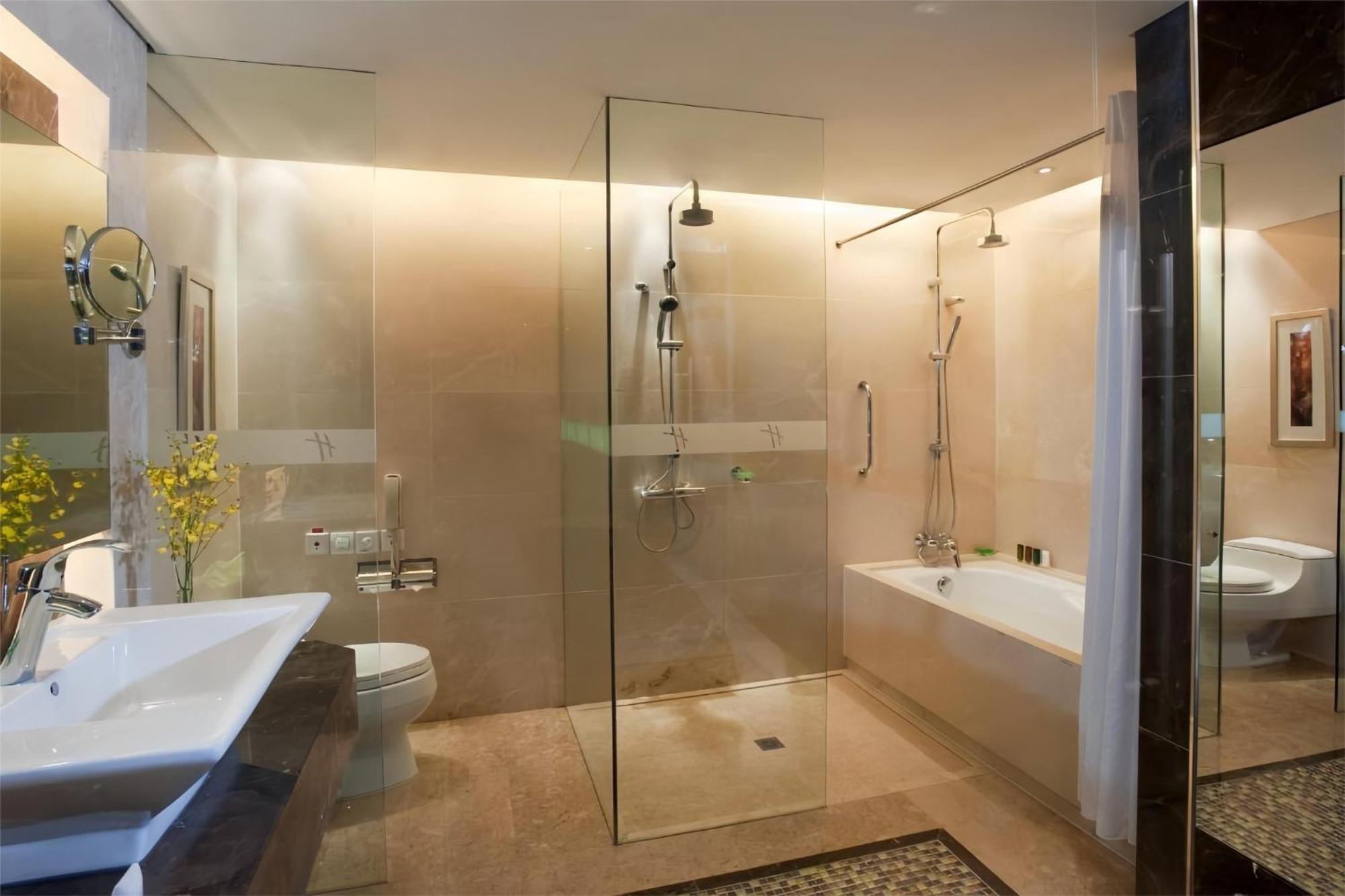 One-Bedroom King Suite,1609719576:JPEG