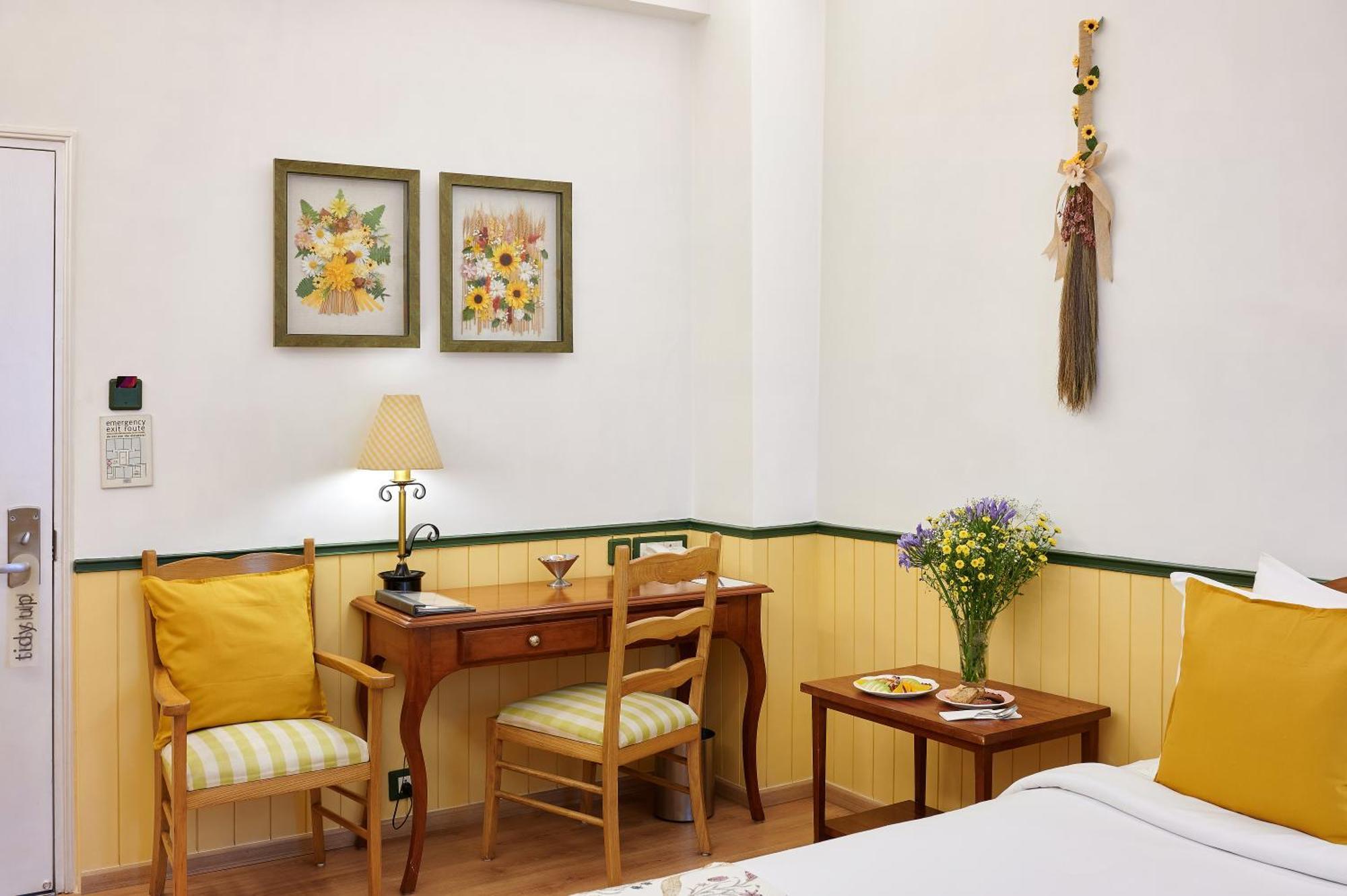 Superior Double or Twin Room,1596070026:JPEG