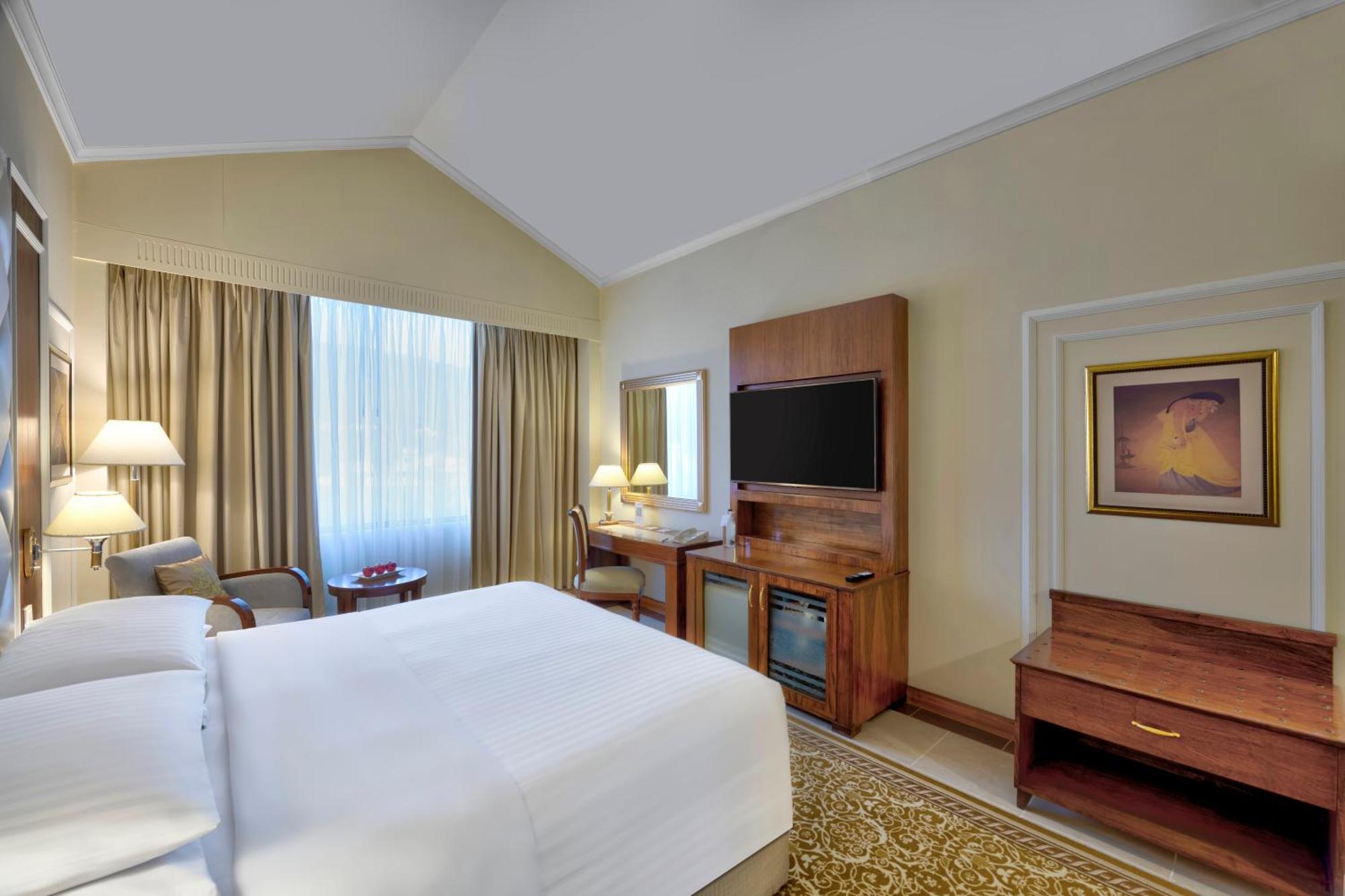 Executive, Executive lounge access, Guest room, 1 King,1600233281:JPEG