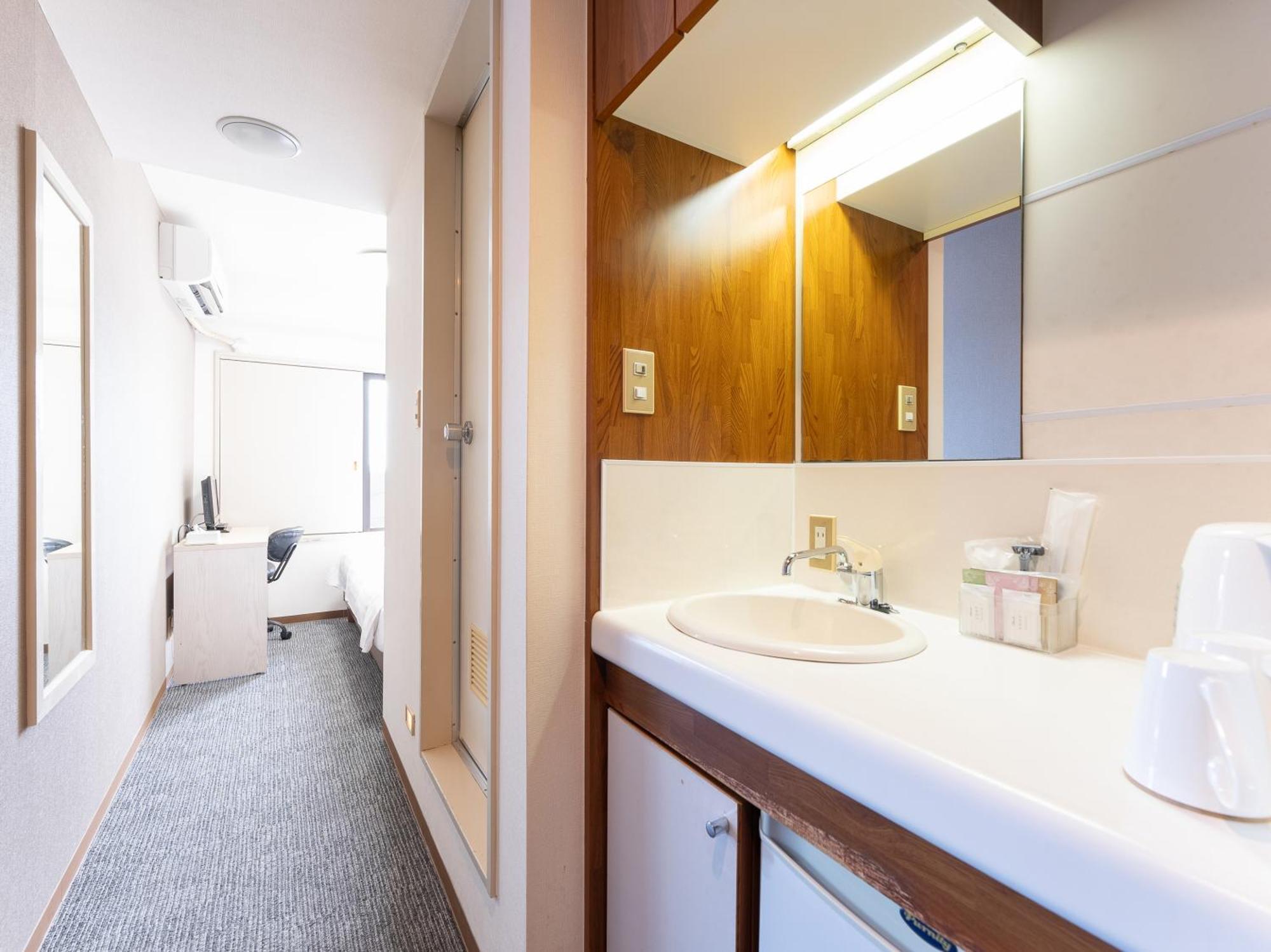 Double Room Small Double Bed Non-Smoking