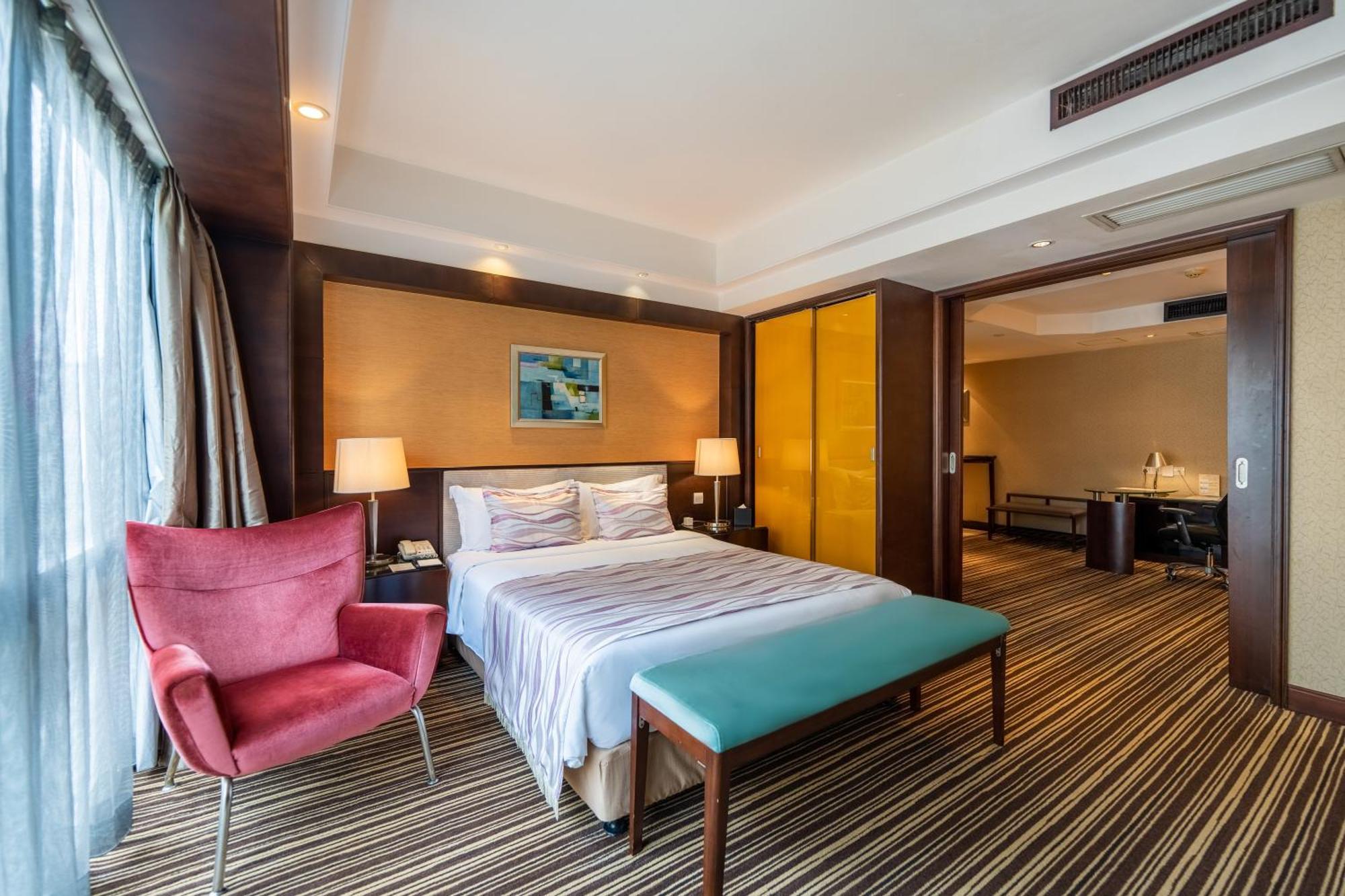 Business Suite,1607661675:JPEG