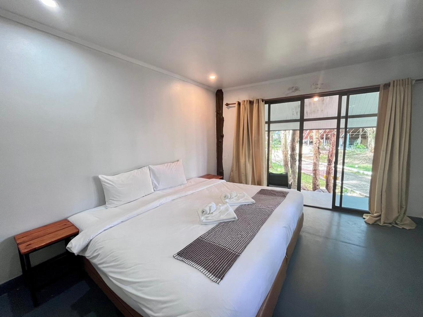Family Room with Sea View,1611470671:JPEG