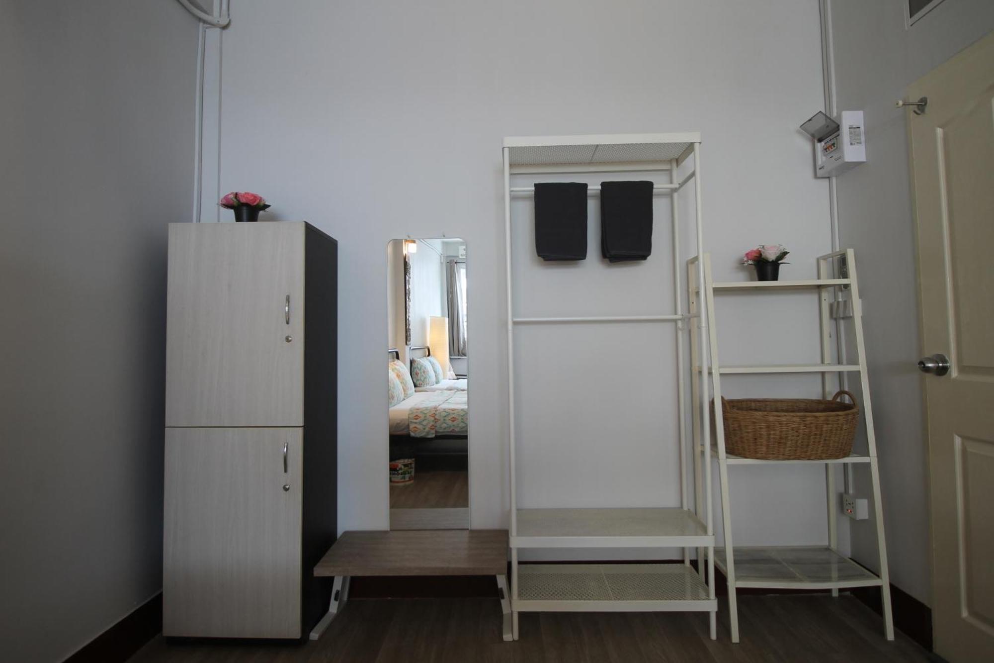King Room,1662421479:JPEG