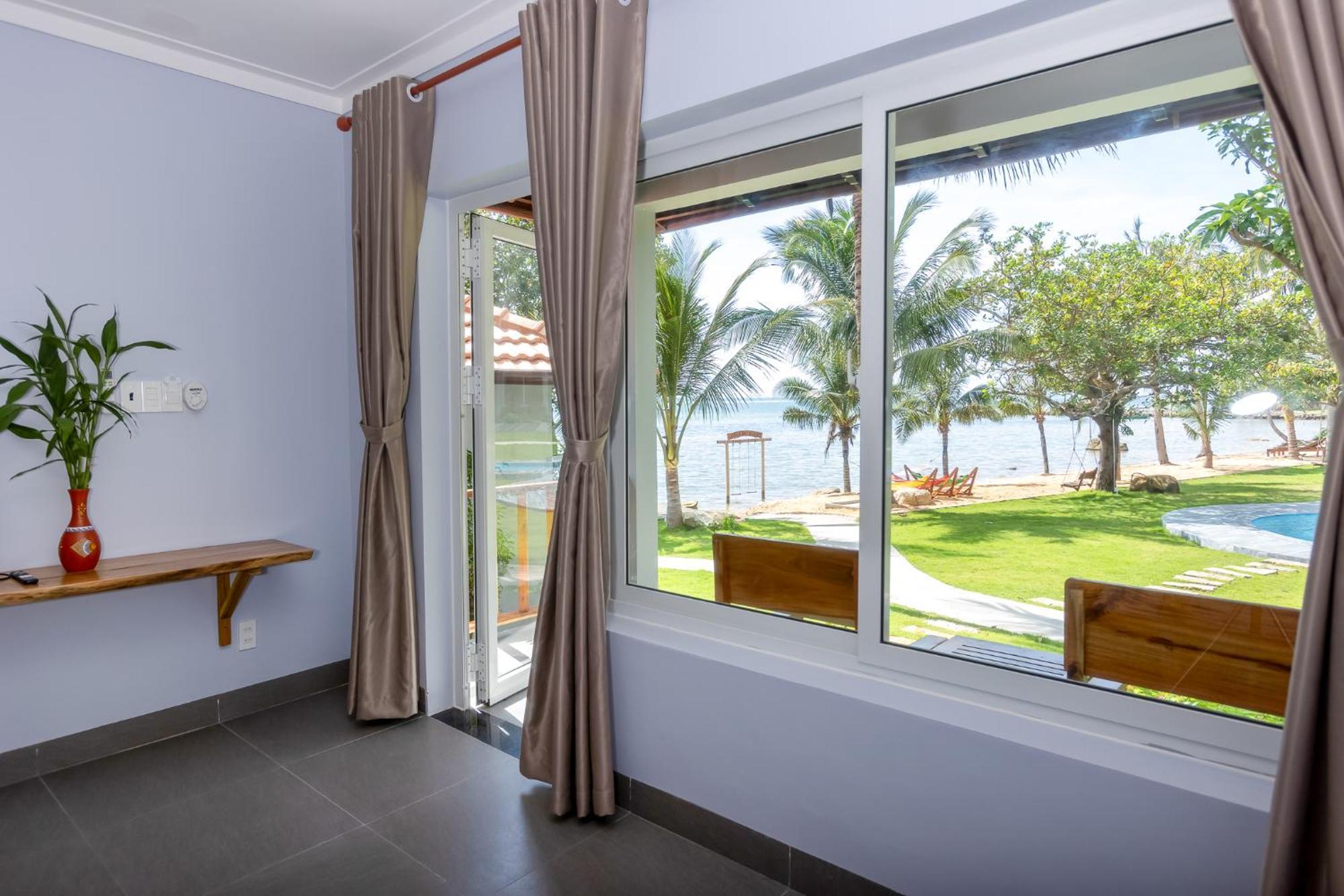 Deluxe Bungalow mit Meerblick