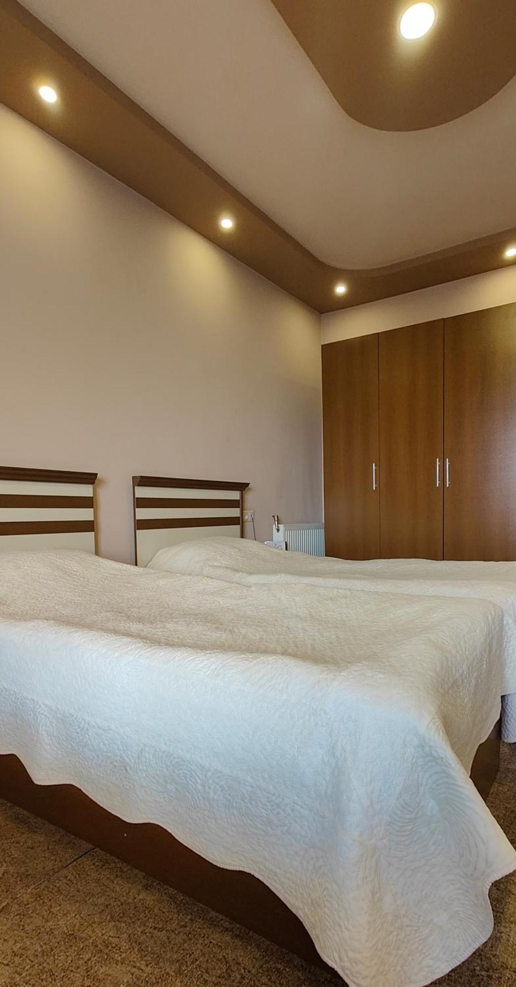 Large Double or Twin Room