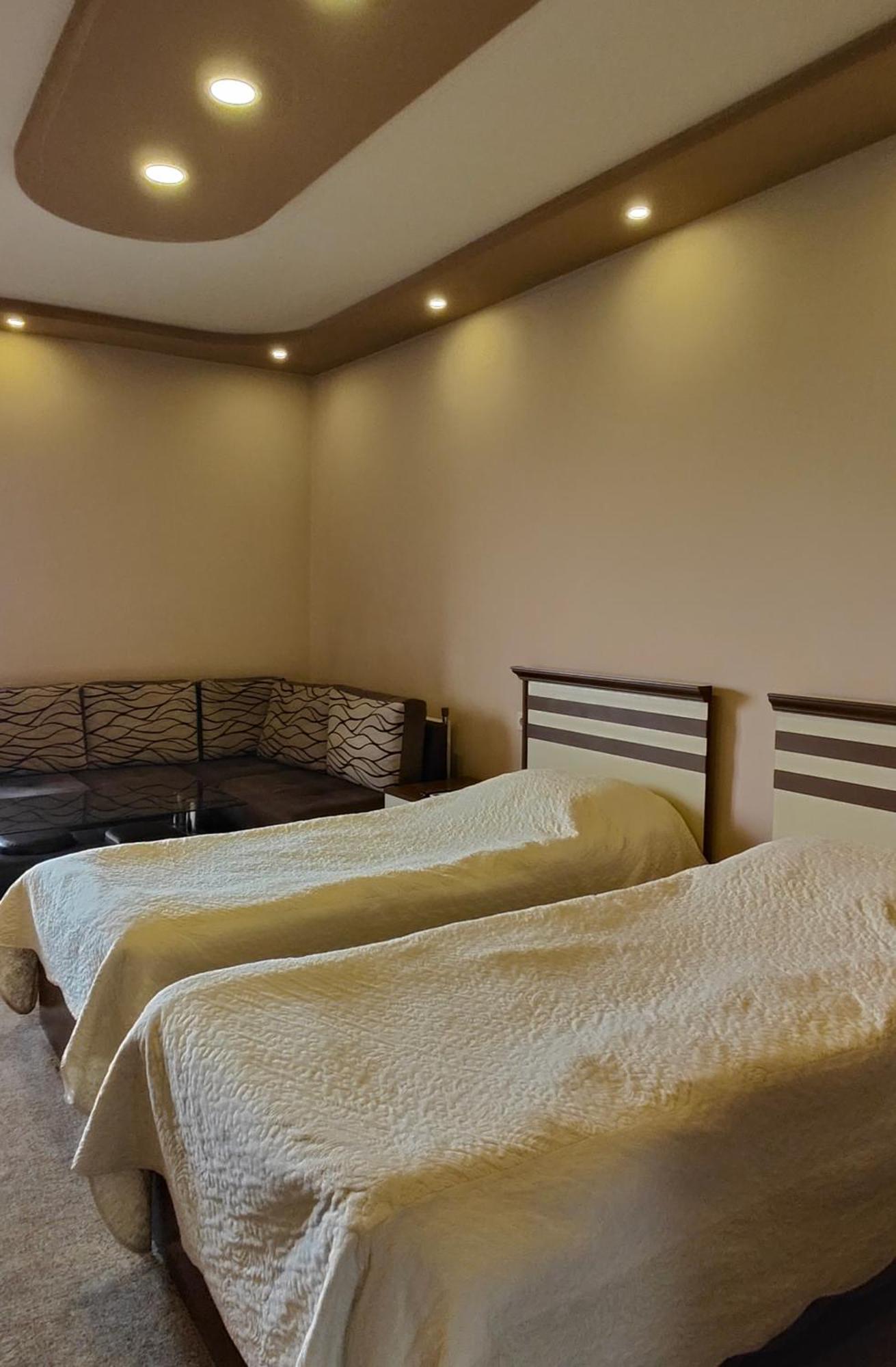 Large Double or Twin Room