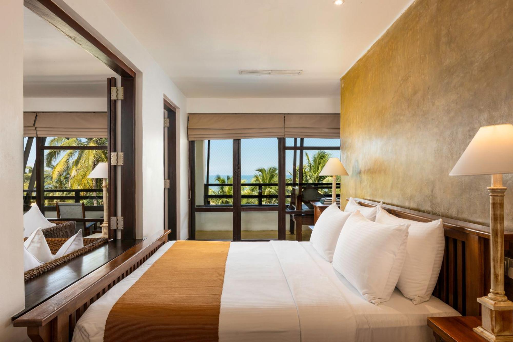 Suite Sea View at Center Point Black Coral & at Seaside Social restaurants
