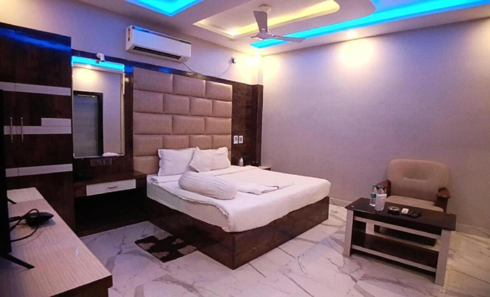 Premium Room,1628949710:JPEG
