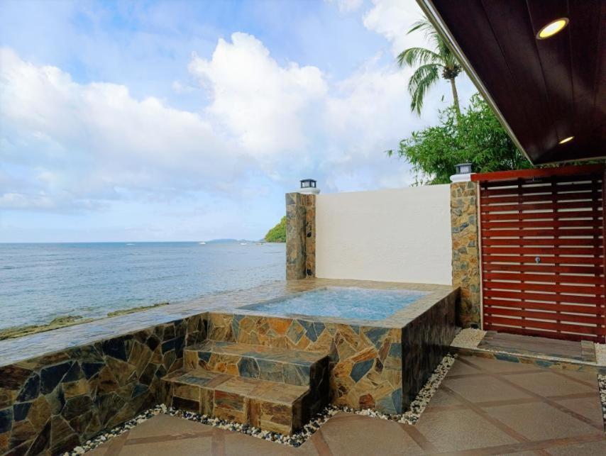 Bungalow Beach Front
