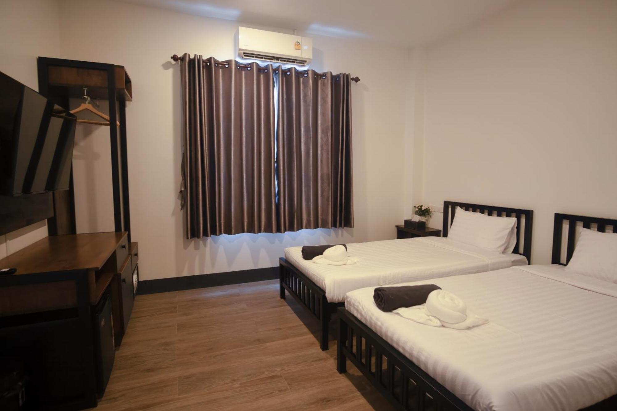 Twin Room with Private Bathroom,1639436647:JPEG