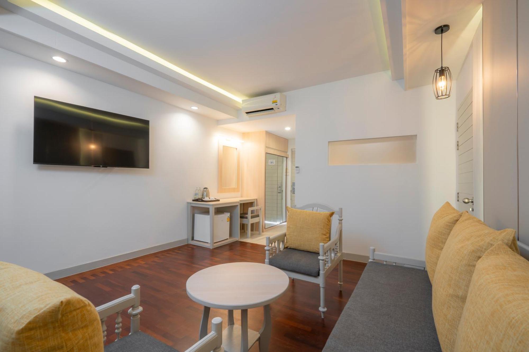 Two-Bedroom Suite
