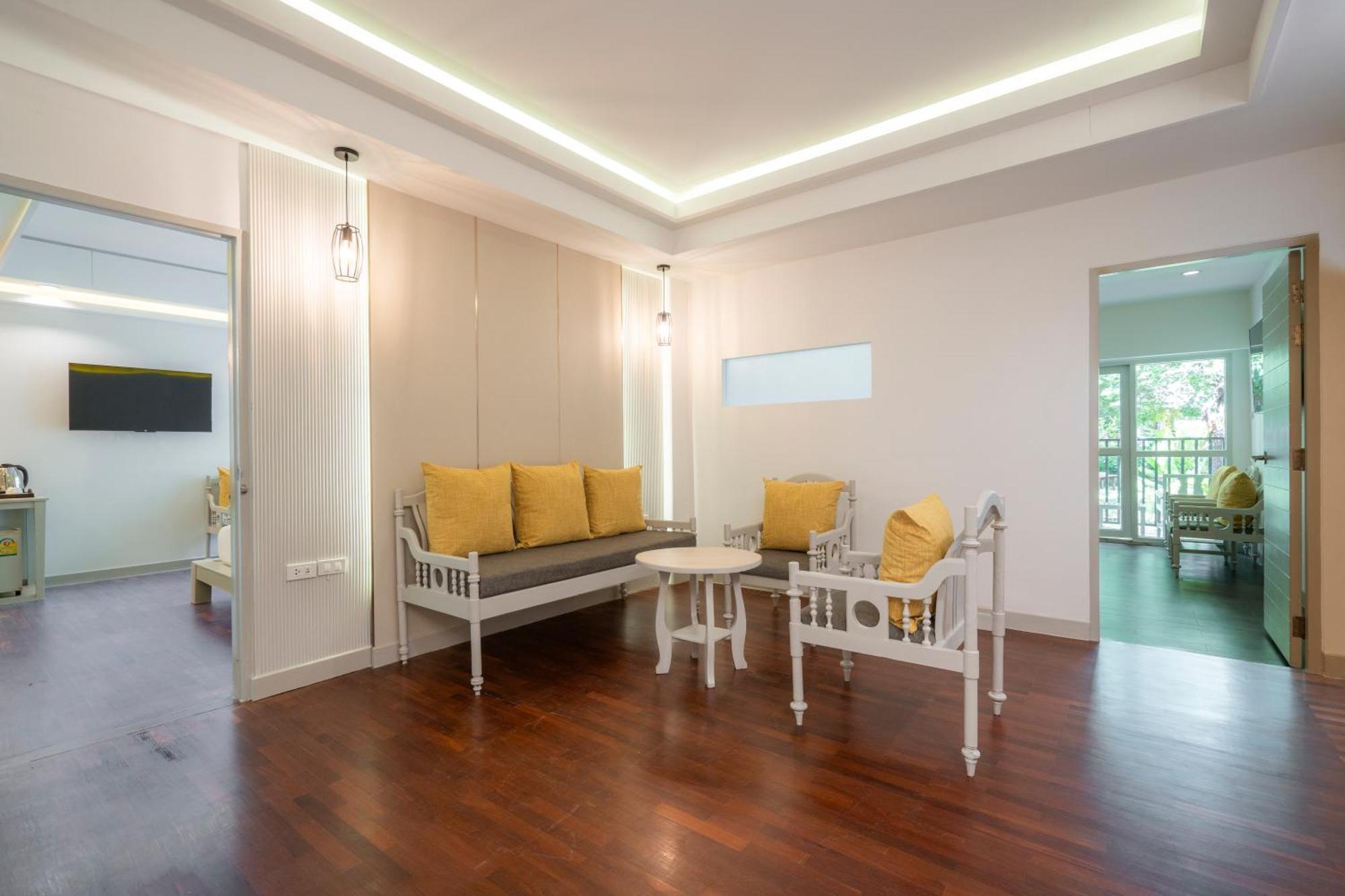Two-Bedroom Suite