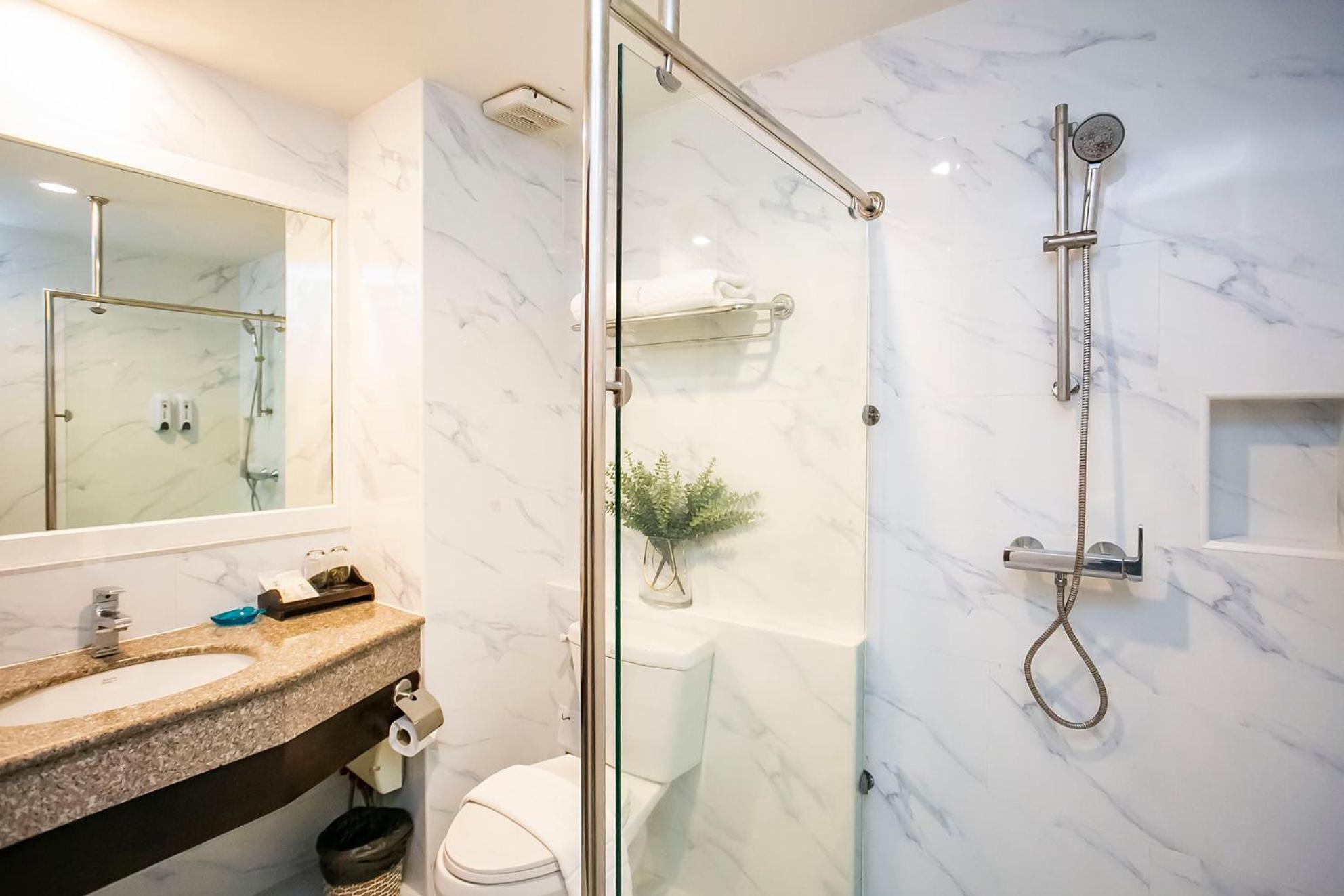 Deluxe Premier Double Room,1645661753:JPEG