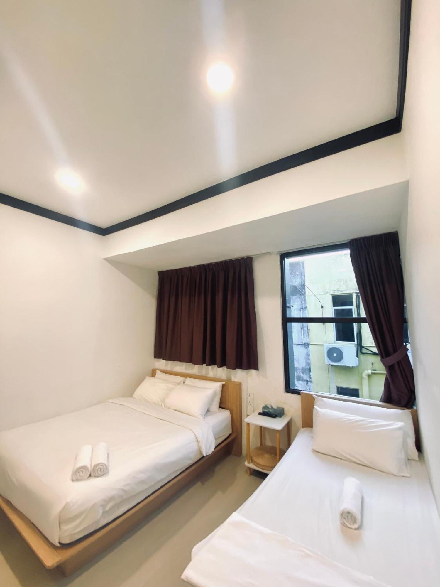 Standard Family Room,1645694334:JPEG