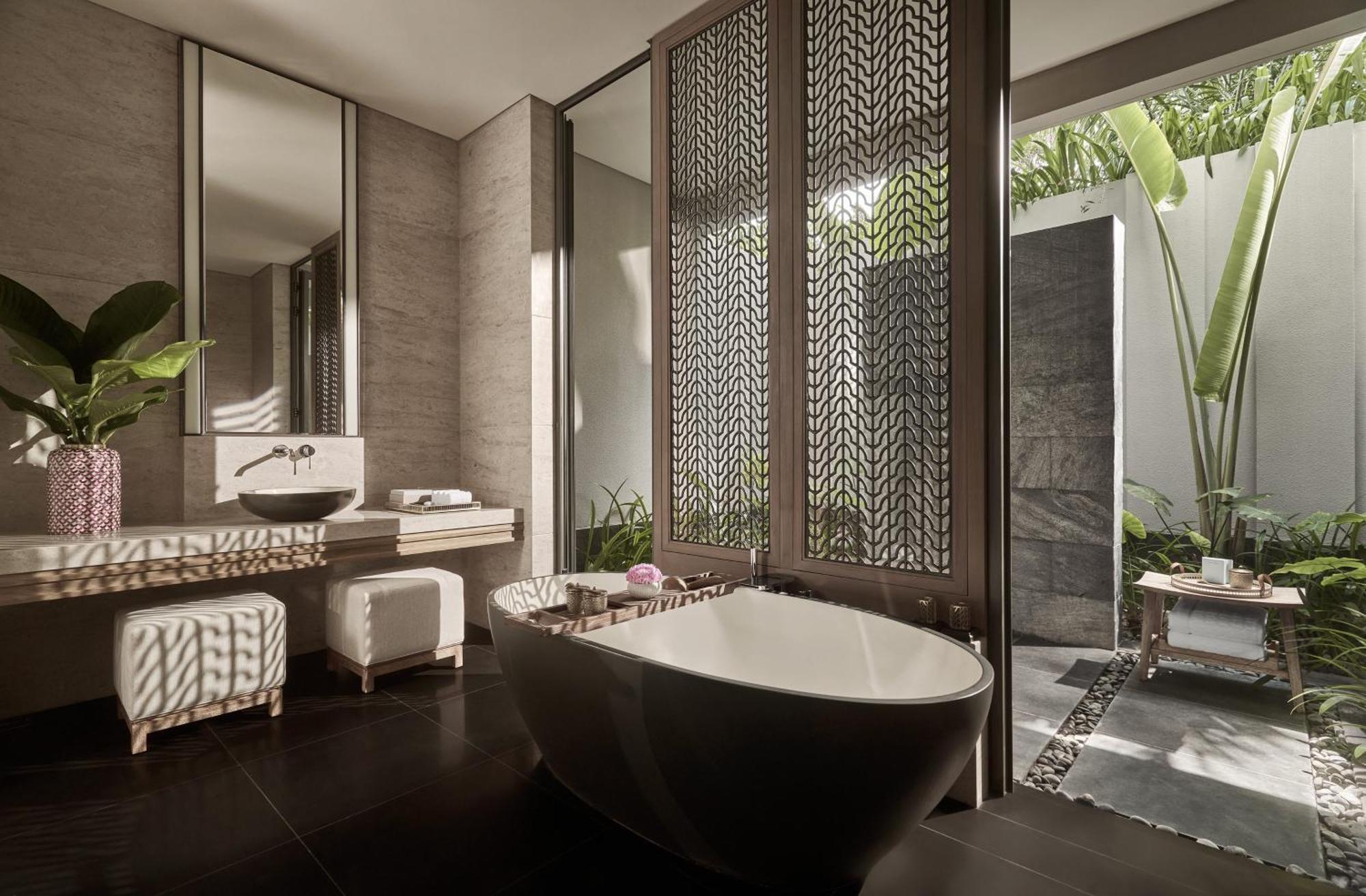 Garden Pool King Suite,1661720222:JPEG