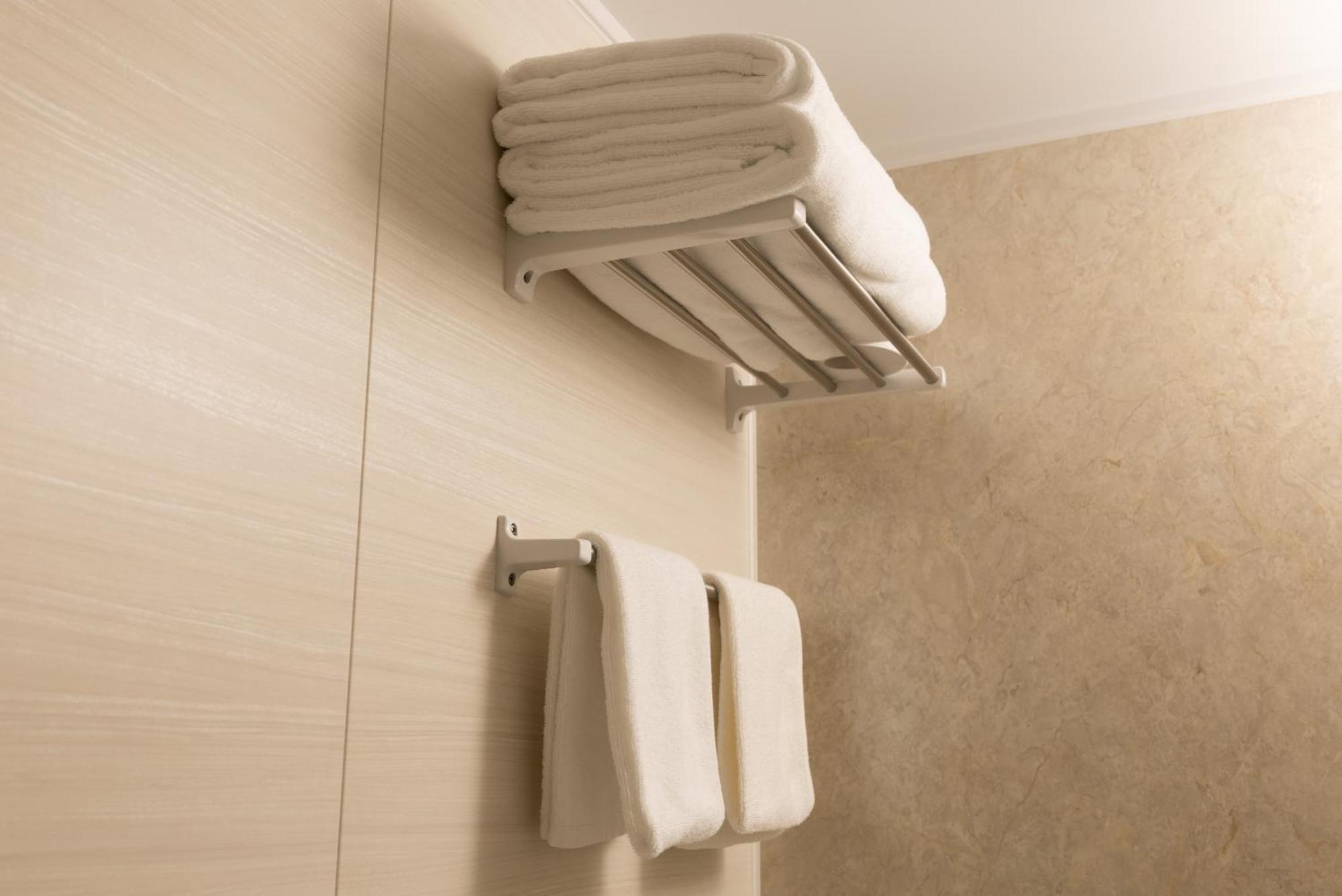 【Partly Renovated】Japanese-Style Small Twin Room SAKURA Non-Smoking No Meals
