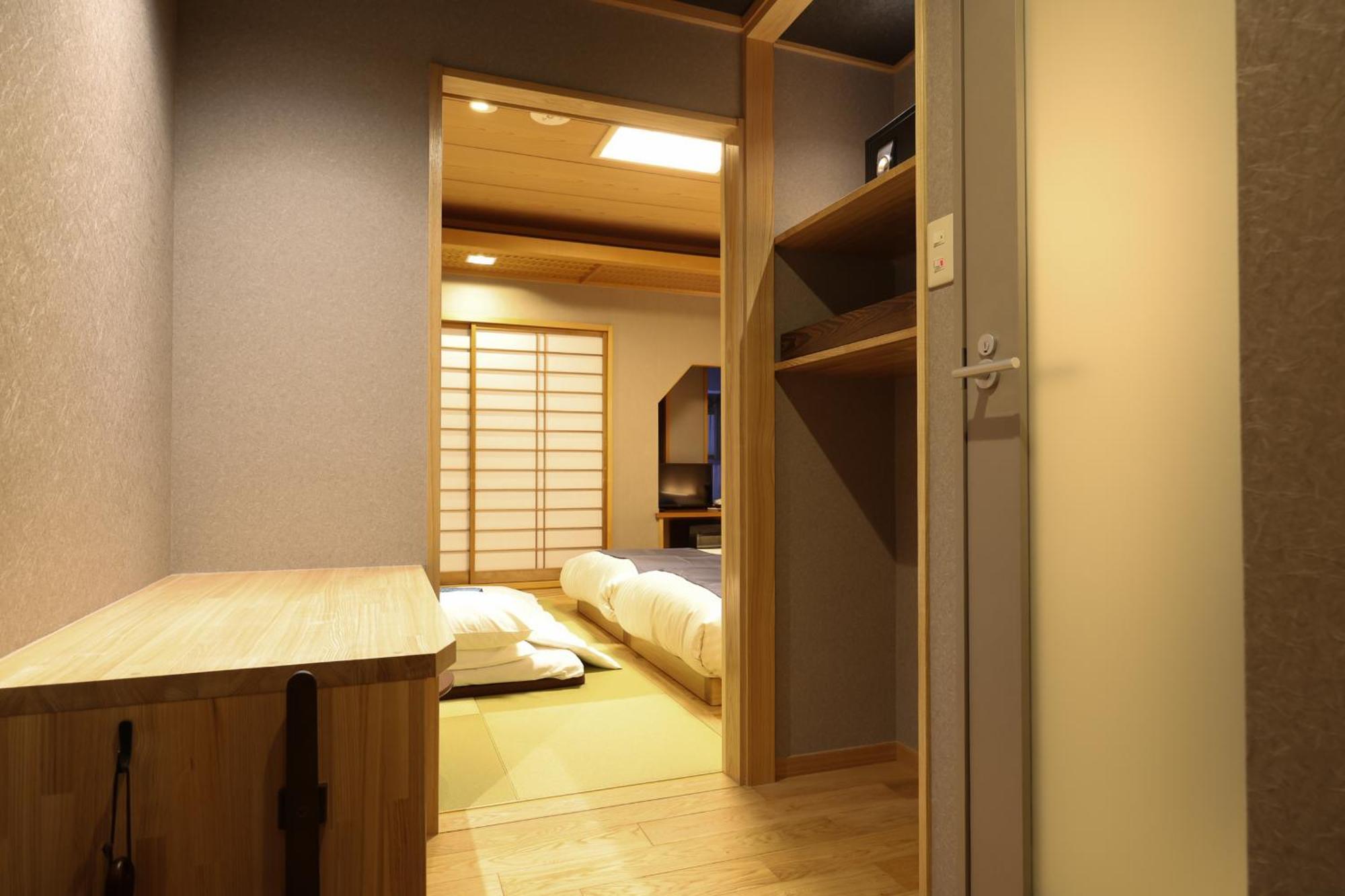 【Renovated】Japanese-Western Deluxe Twin Room Non-Smoking No Meals