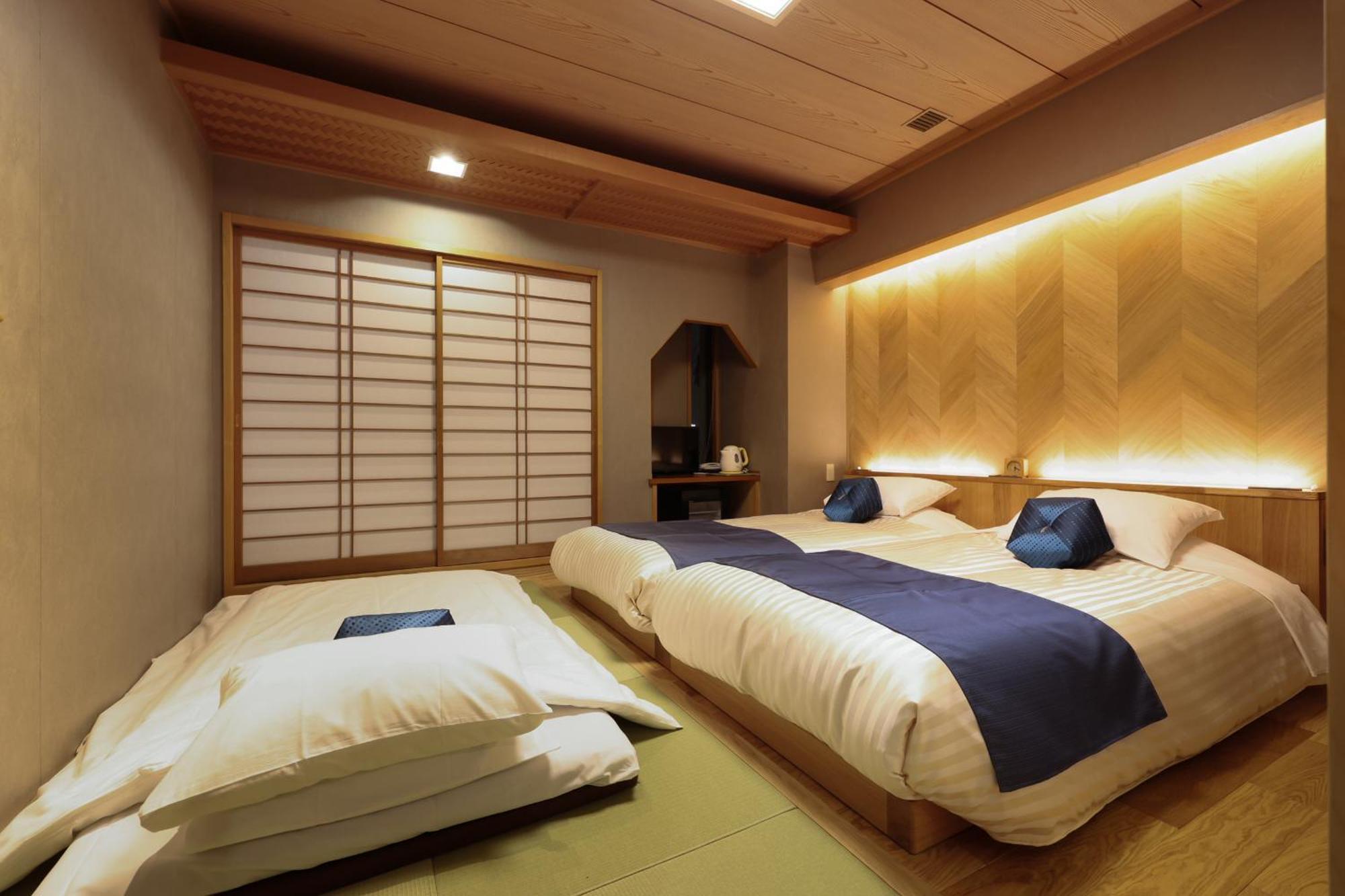 【Renovated】Japanese-Western Deluxe Twin Room Non-Smoking No Meals