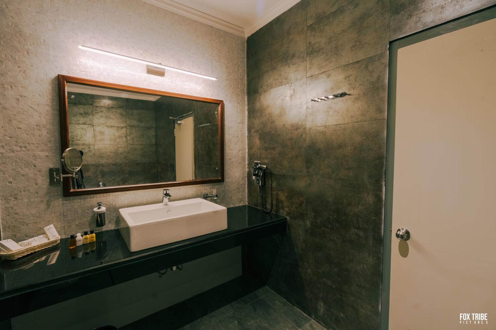 King Suite Ocean View