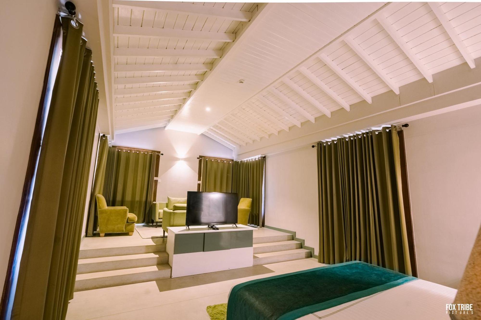 King Suite Ocean View