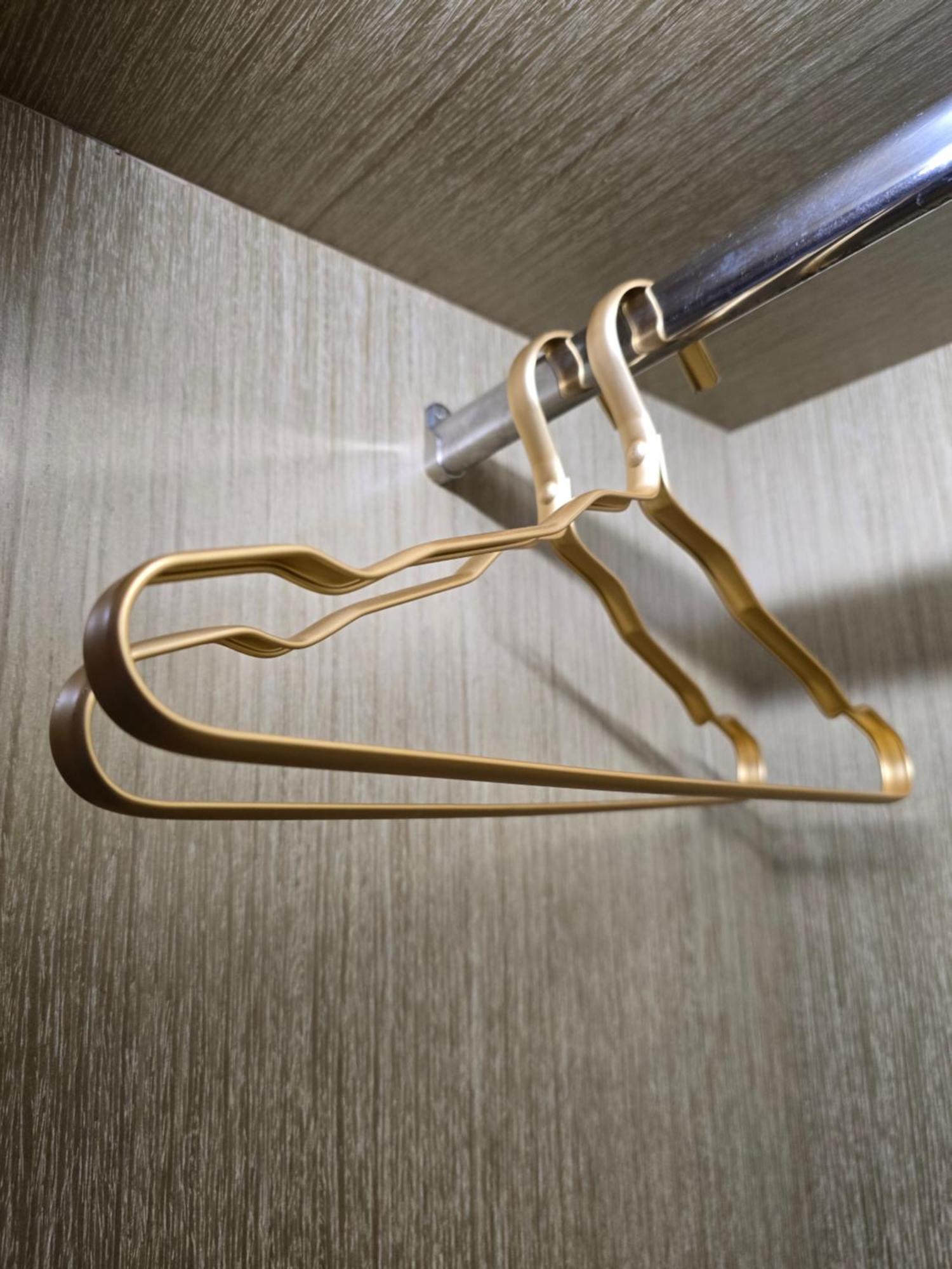 Standard Twin No window - Building 1,1658802239:JPEG