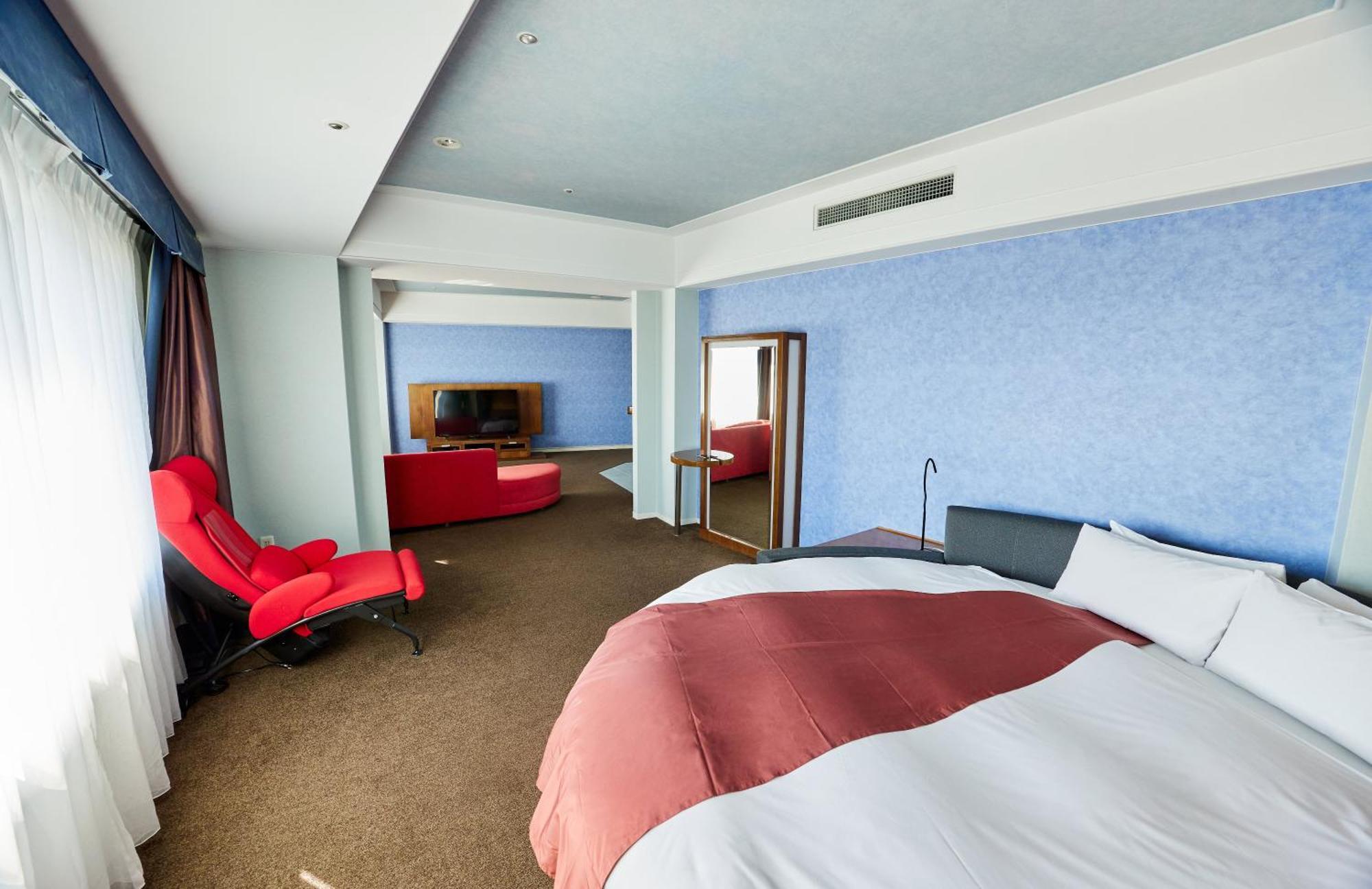 Lover's Suite Non-Smoking