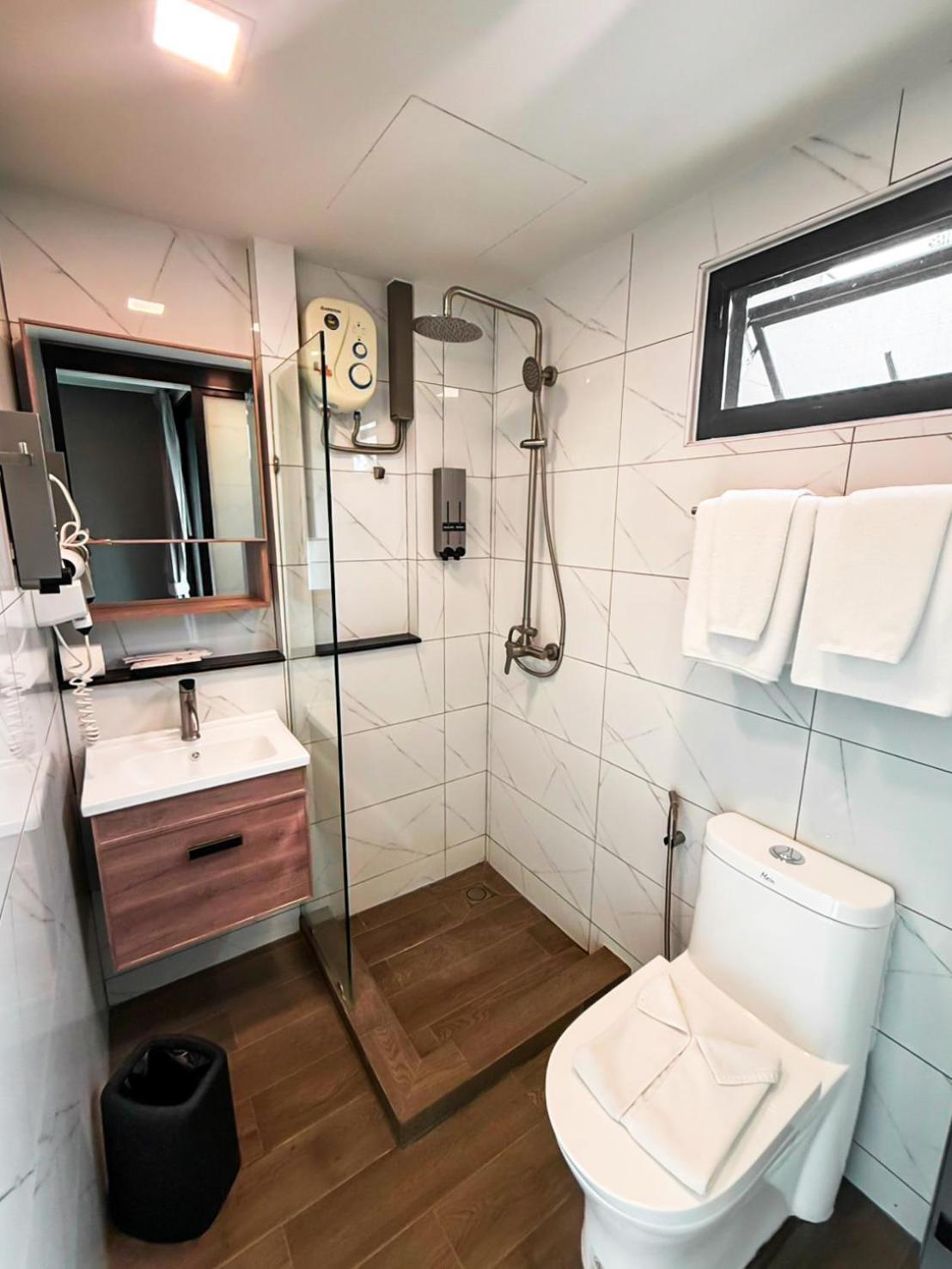 Standard Double Room,1664771917:JPEG