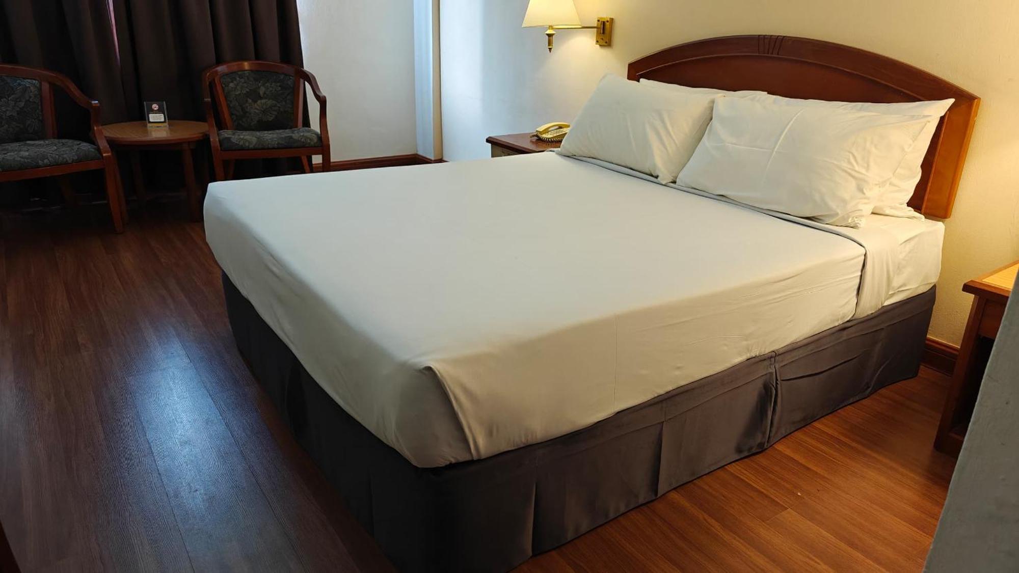 Chambre Lit Queen-Size Deluxe