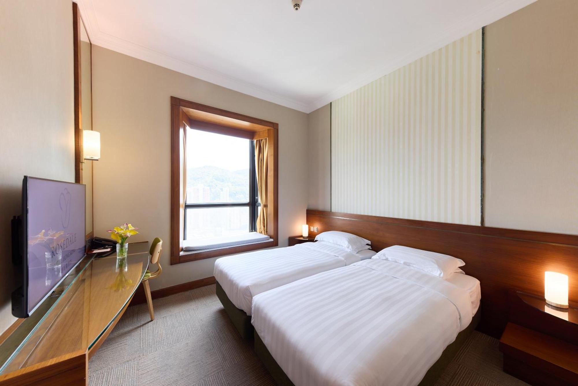 Executive Room 25-32 or F,1670698237:JPEG