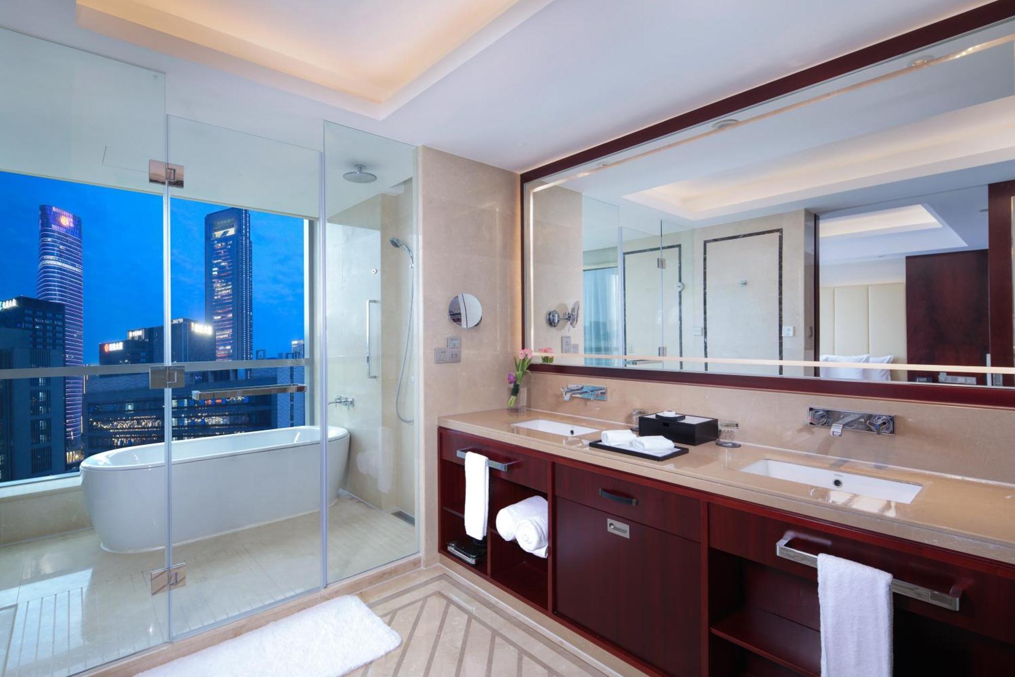 Premium Room(Reserve at least one week in advance to enjoy two complimentary daily laundry services and a discount voucher for Madr 99 restaurant),1670715013:JPEG