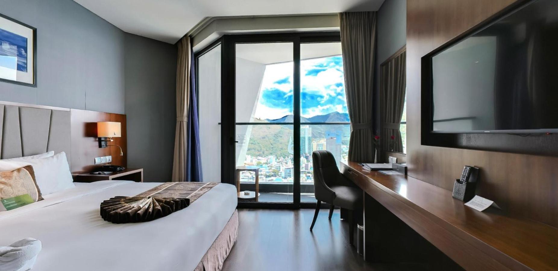 Superior Double Room with Partial Ocean View  - Sauna access & Stay More, Pay Less,1675878458:JPEG